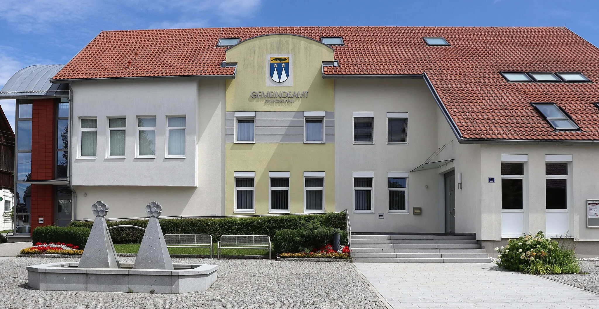 Photo showing: Gemeindeamt der Gemeinde St. Roman