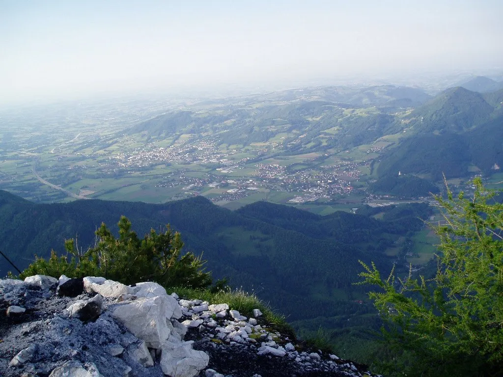 Photo showing: Kremsmauer, 1700 m, view northward