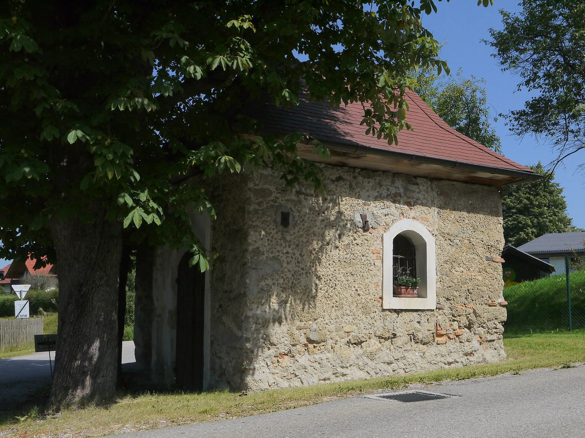 Photo showing: Schimpl-Kapelle in Aurach am Hongar.