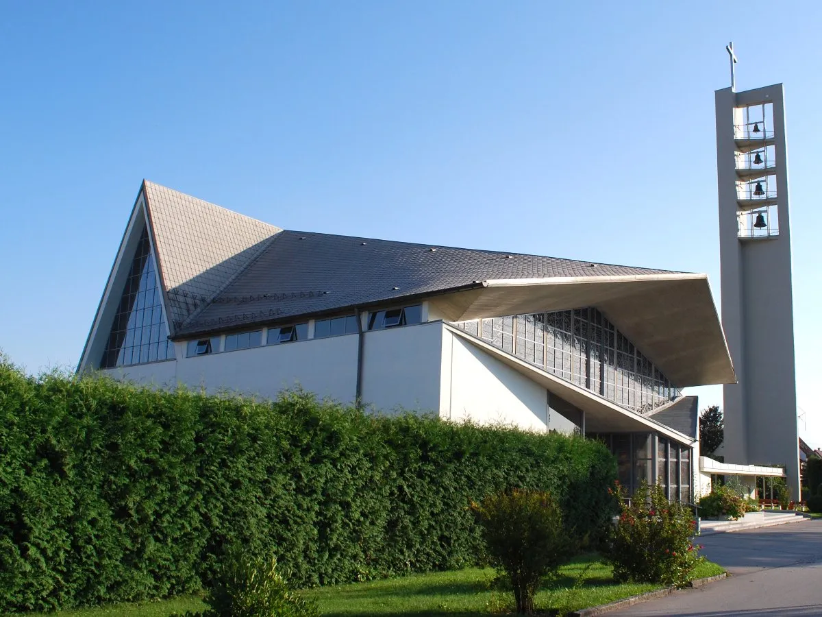 Photo showing: Church of Traun-St. Martin in Traun, Upper Austria, Austria