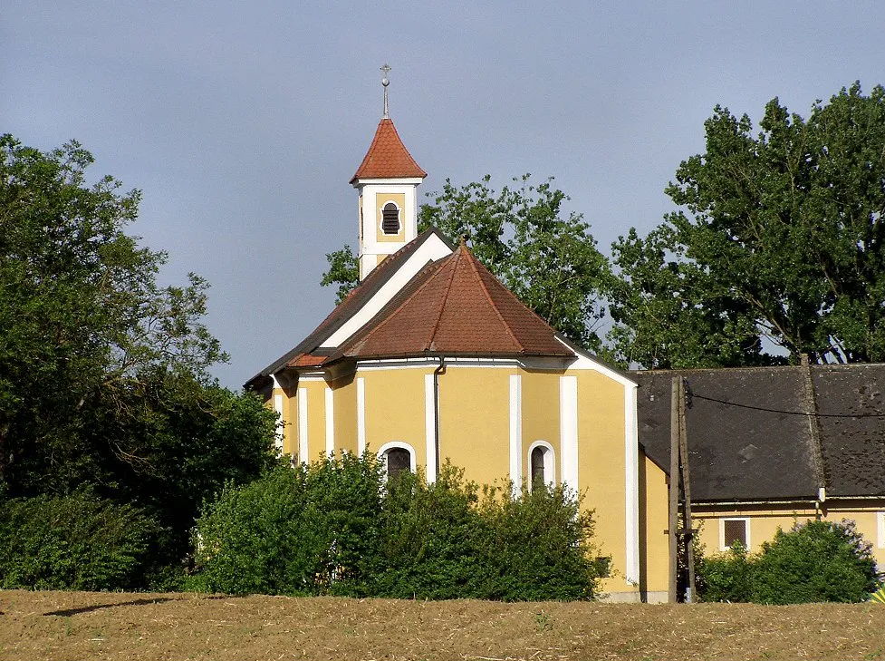 Photo showing: Annabergkirche in der Ortschaft Annaberg, 2,2 km östlich der Ortschaft Alkoven

This media shows the protected monument with the number 4166 in Austria. (Commons, de, Wikidata)