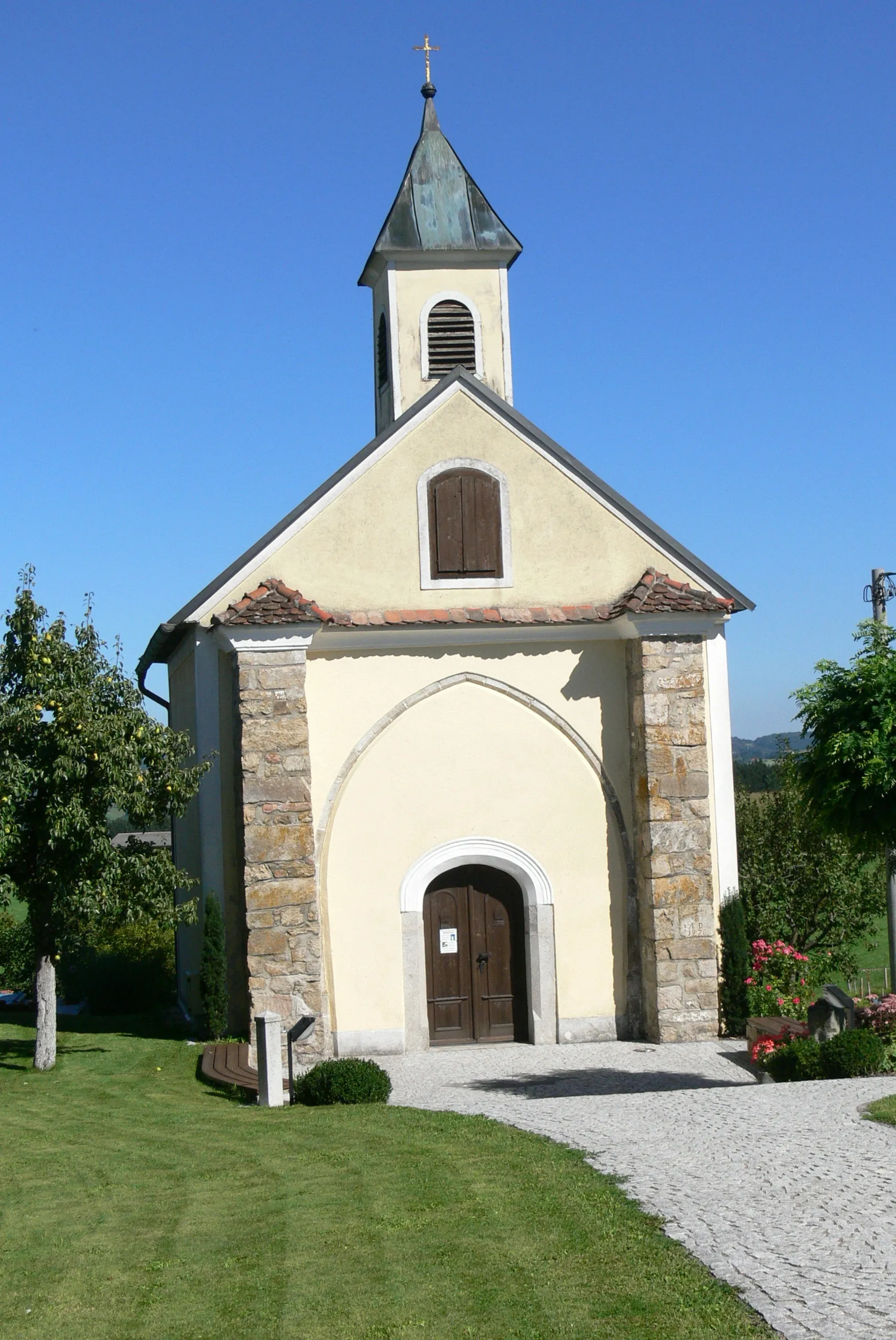 Photo showing: St.Ulrich im Mühlkreis ( Upper Austria ). Village chapel ( 14th century ).
