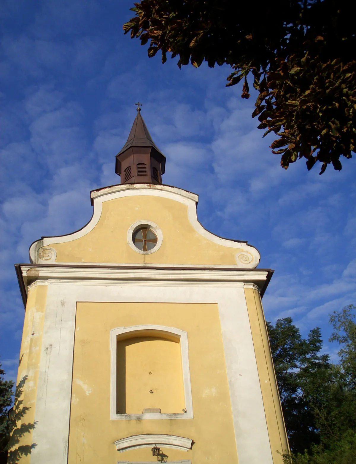 Photo showing: Kalvarienbergkriche in Wels

This media shows the protected monument with the number 114232 in Austria. (Commons, de, Wikidata)