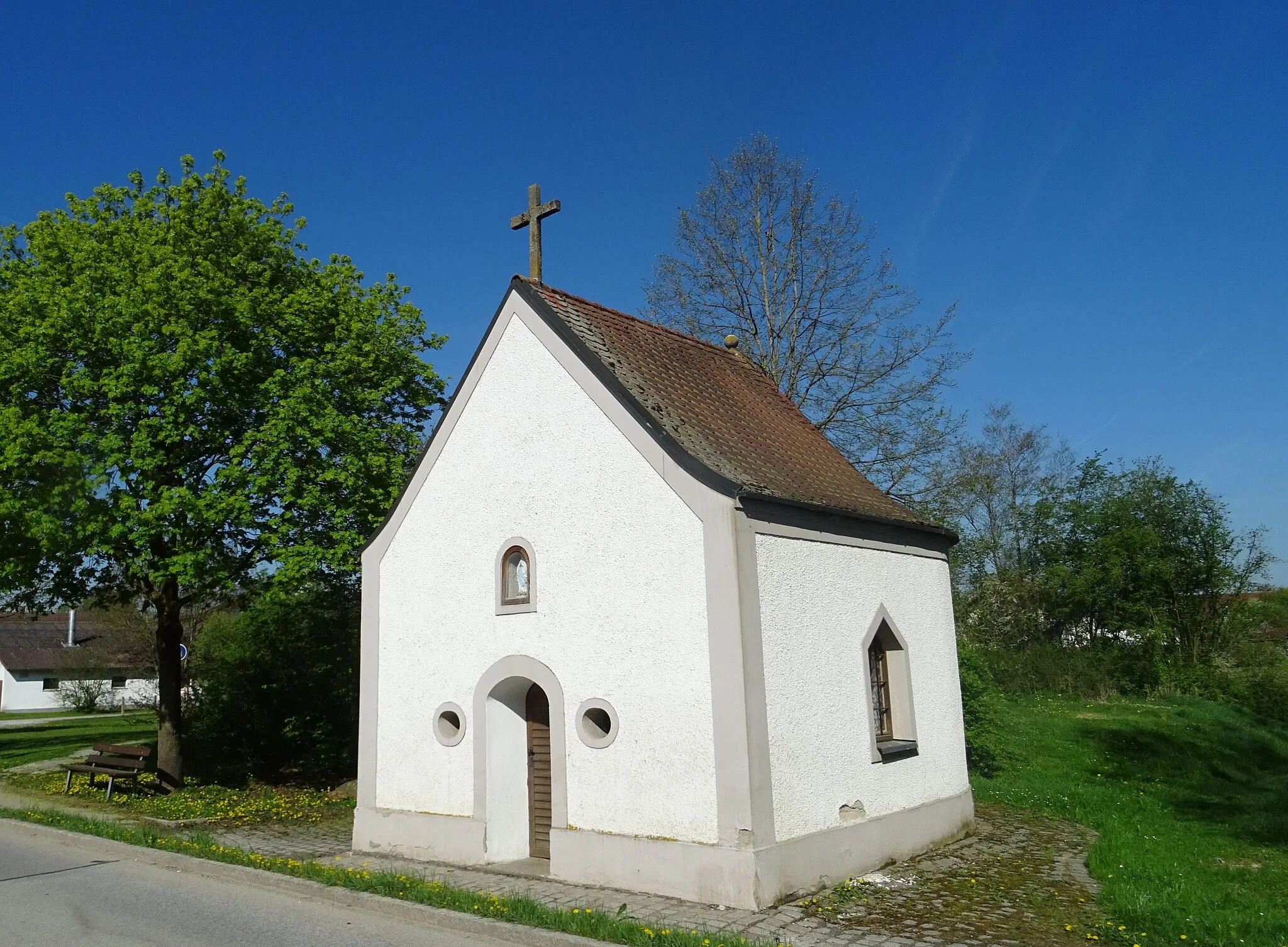 Photo showing: Engertsham, Kapelle an der Sulzbachbrücke