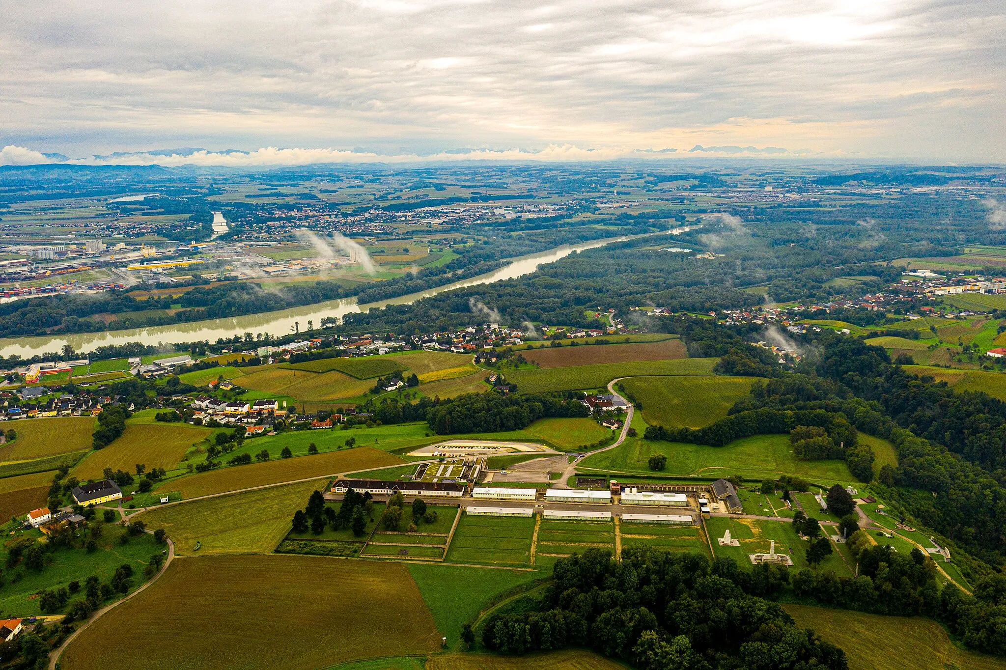 Photo showing: Das ehem. KZ Mauthausen von oben gesehen, Sept. 2020