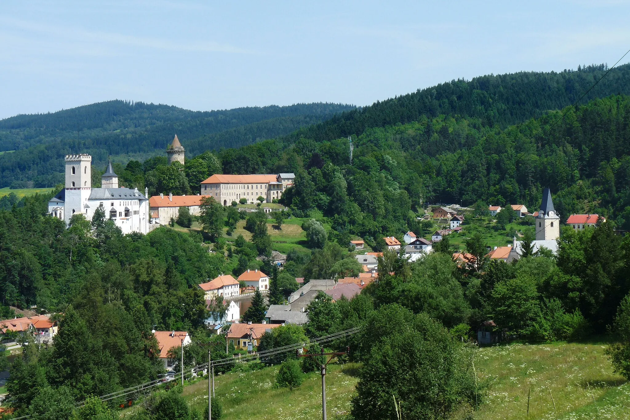 Photo showing: Rožmberk Castle in the town of Rožmberk nad Vltavou, South Bohemian Region, Czech Republic.