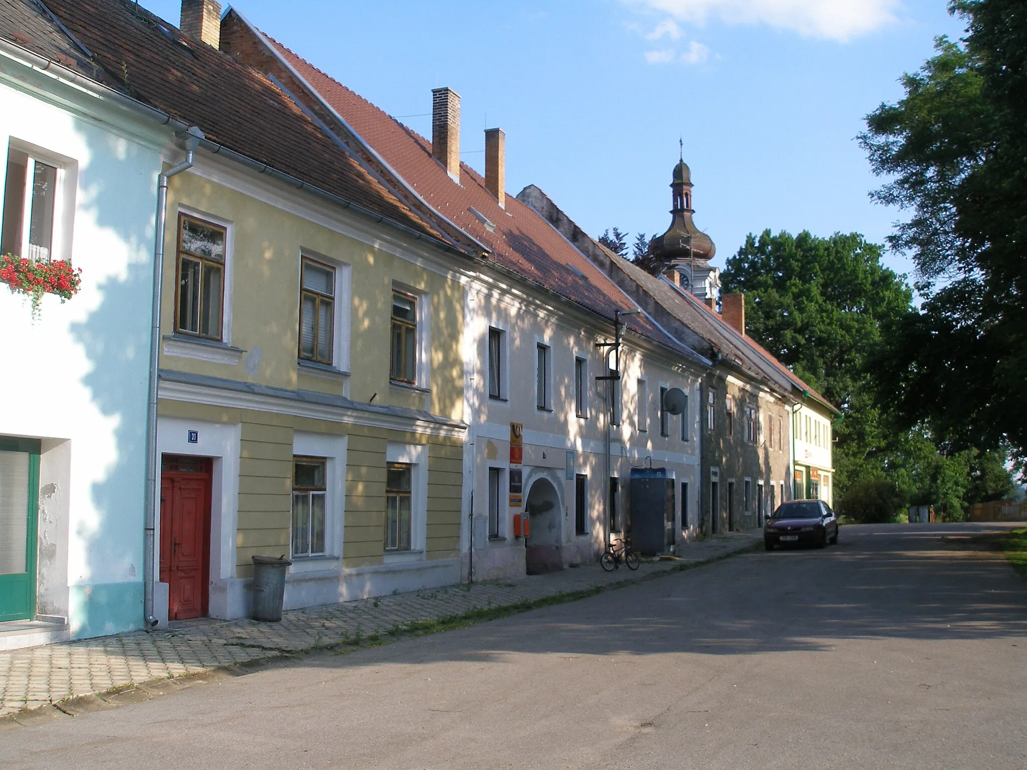 Photo showing: Horní Dvořiště - the eastern side of the square