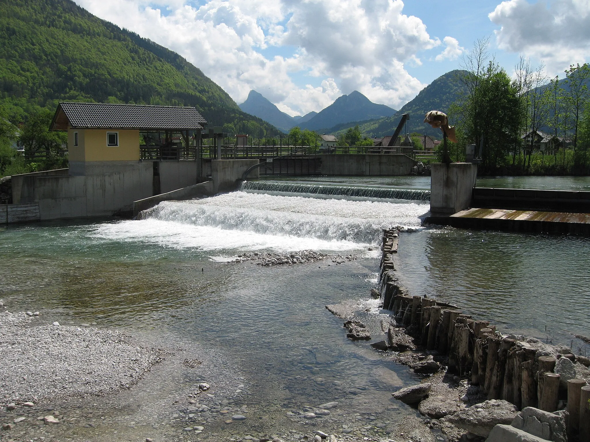 Photo showing: Smallhydropowerstation "Redlmuehle II" est. 2005   40 kW