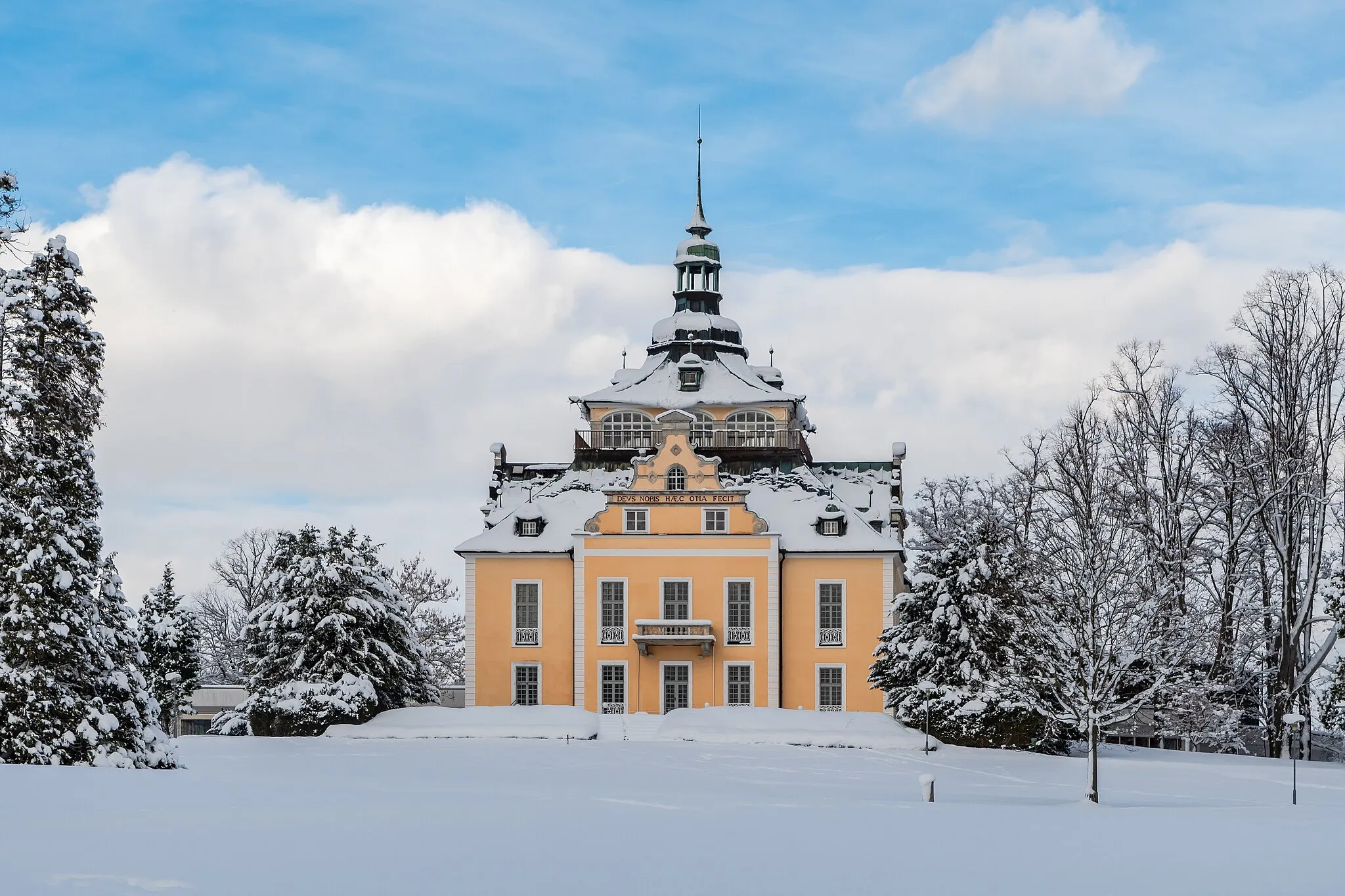 Photo showing: Villa Toscana in Gmunden at lake Traunsee was erected in the 19th century  as residence of grand duchess of Toskana Maria Antonie of Neaples-Sicily.