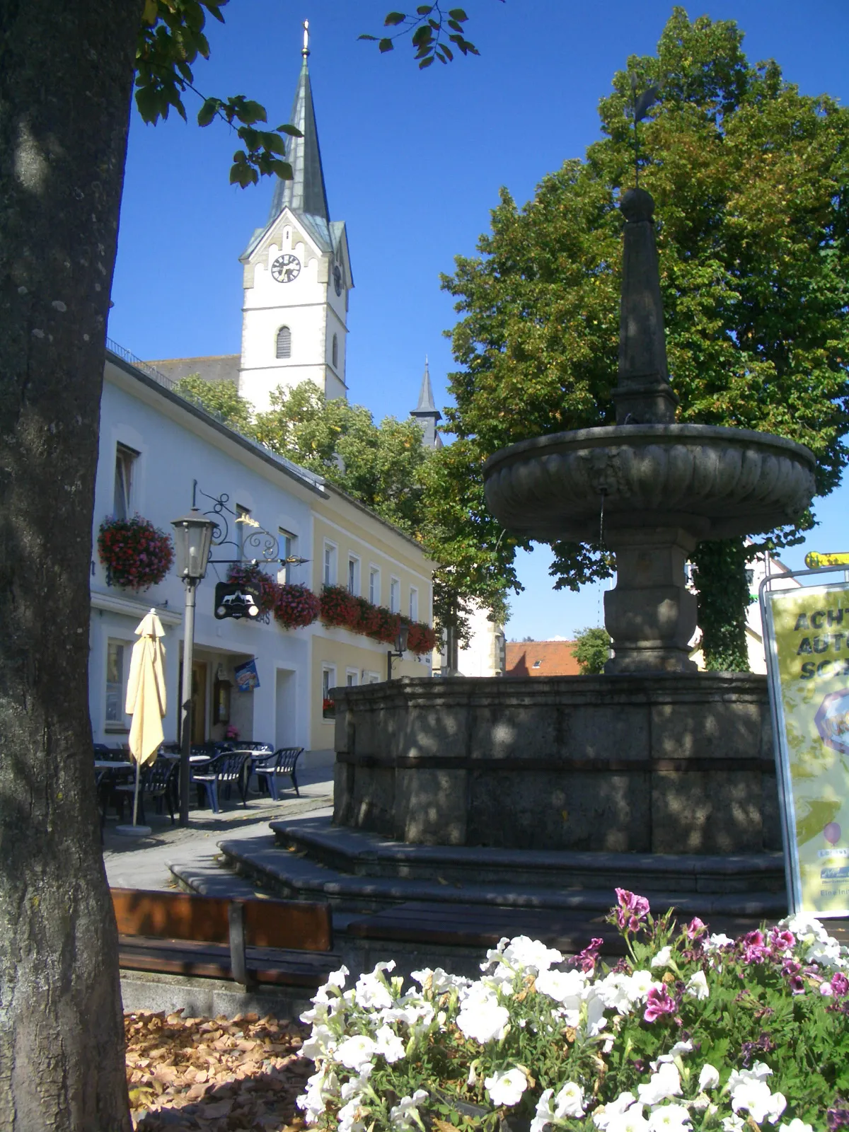Photo showing: Center of Königswiesen, Upper Austria