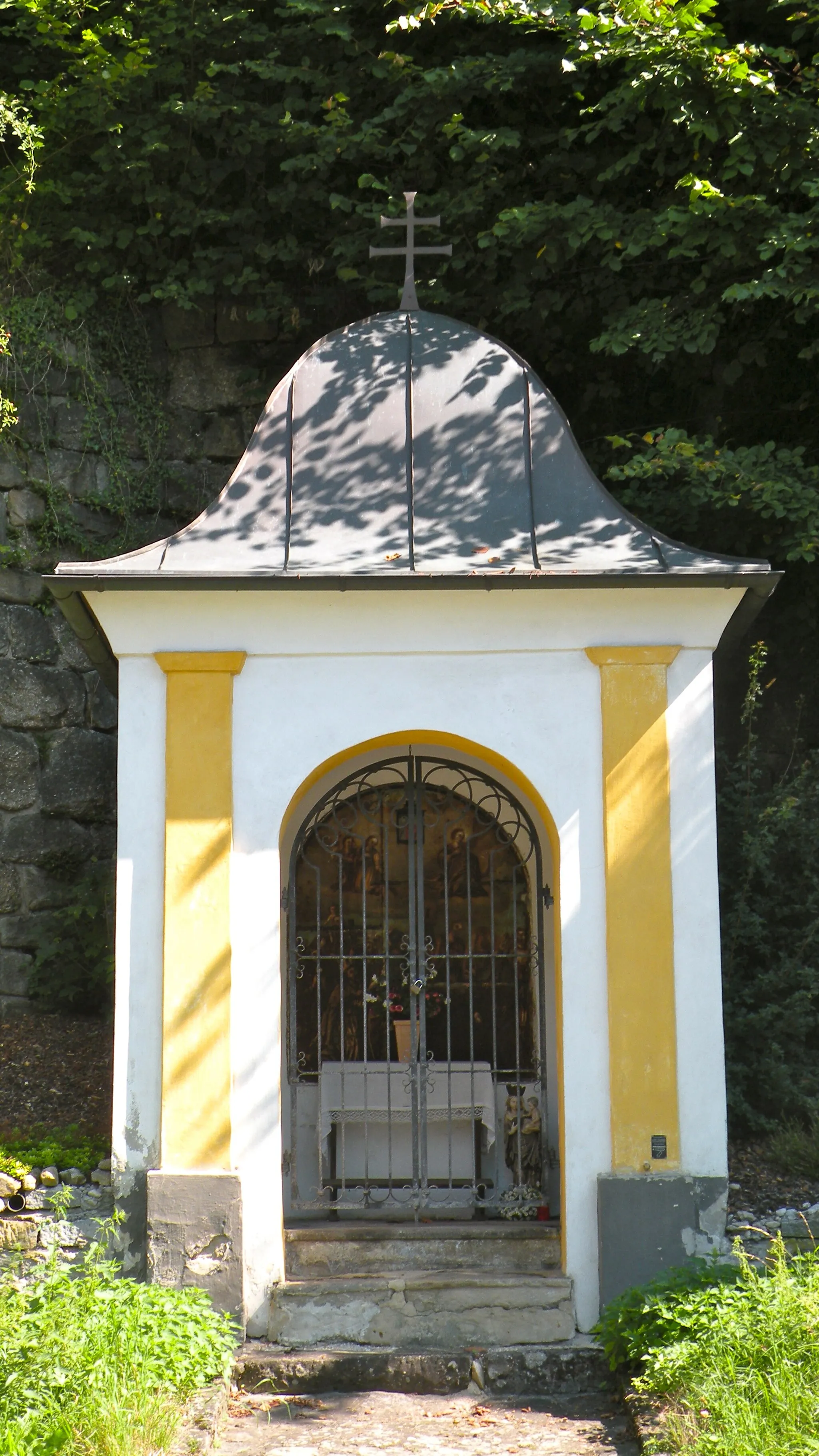 Photo showing: Strasserkapelle östlich vom Ortsteil Sarmingstein der Gemeinde Sankt Nikola an der Donau im Bezirk Perg in Oberösterreich
