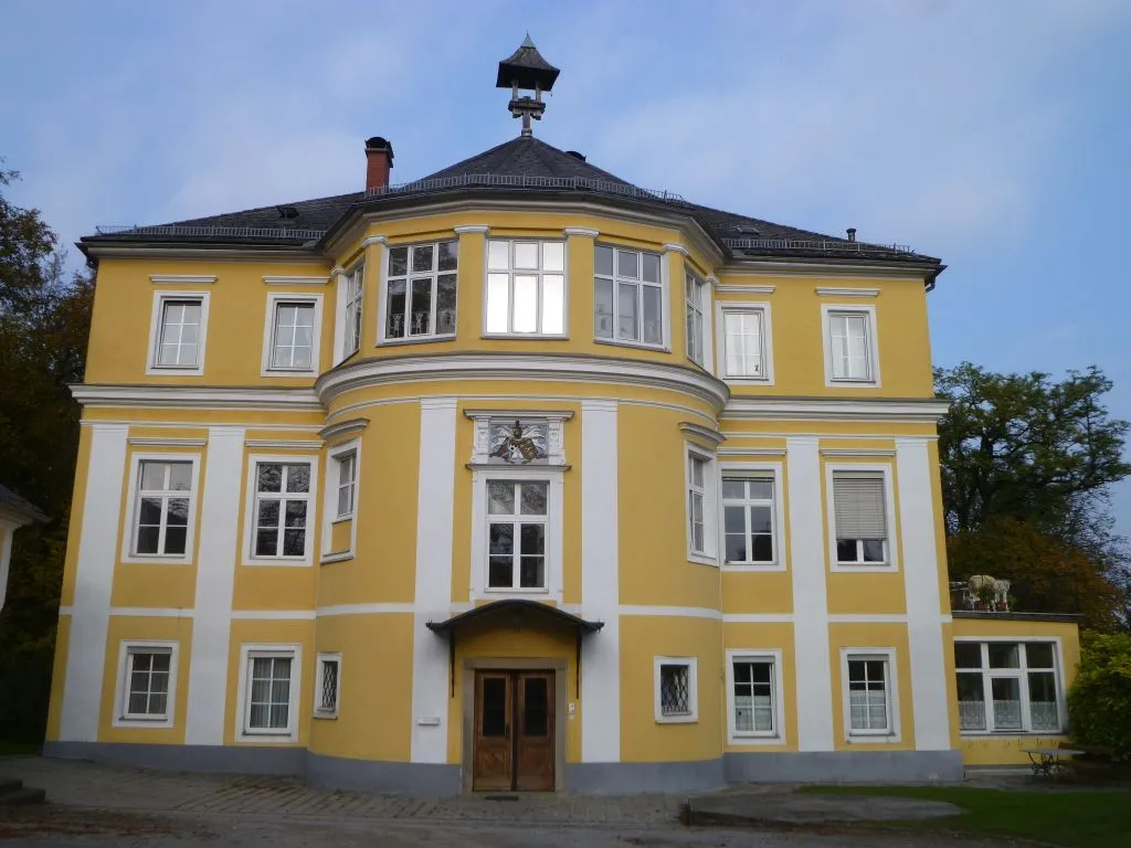Photo showing: Schloss Rufling - Hofseite