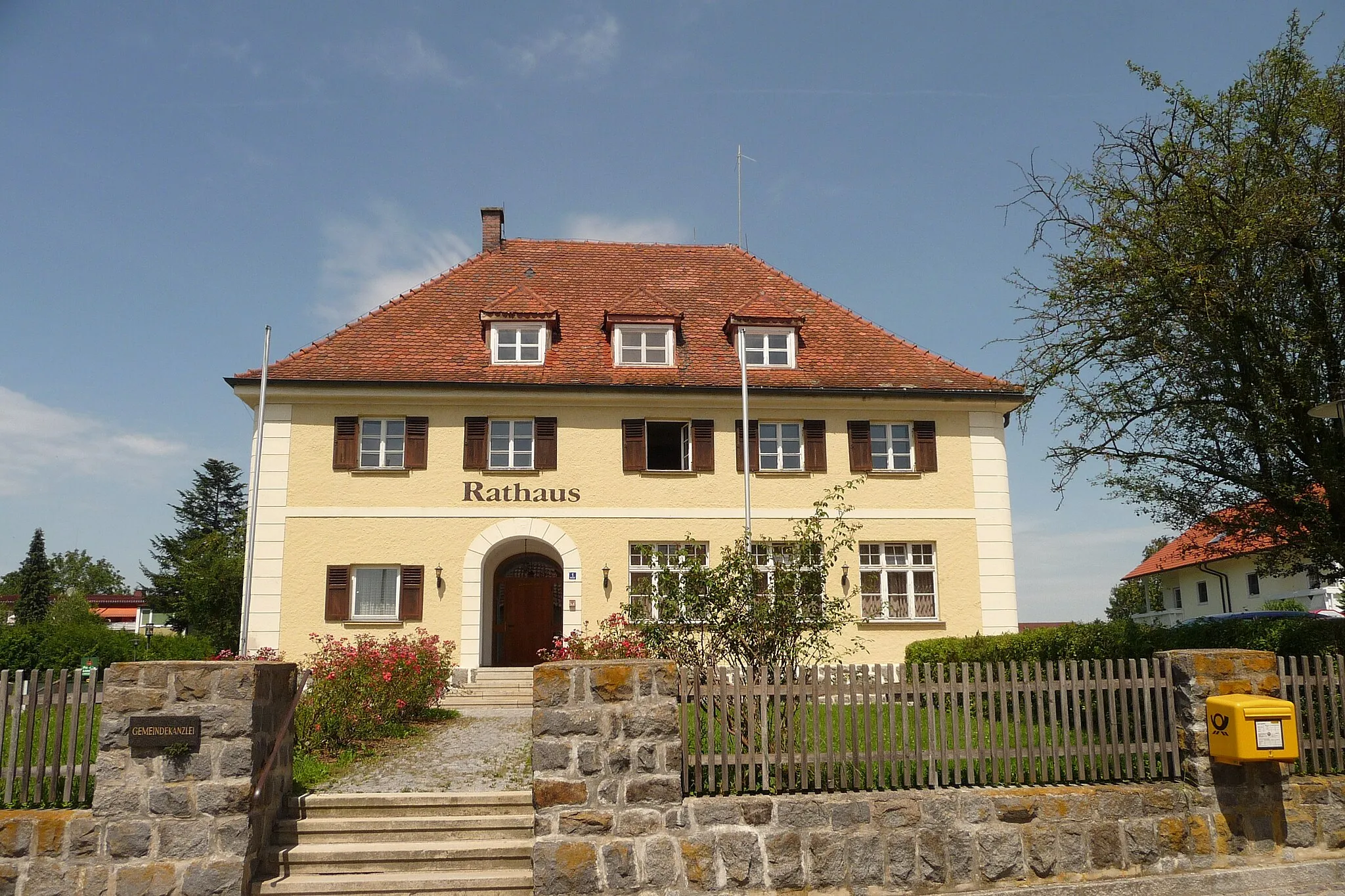 Photo showing: Das Rathaus von Neuhaus am Inn