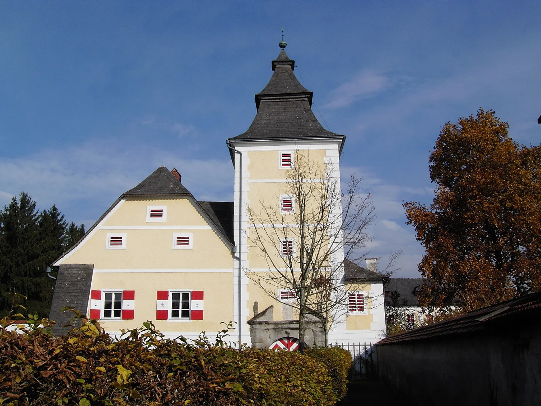 Photo showing: Pfarrkirchen bei Bad Hall Schloss Feyregg Feyregger Straße 2, Eingangsbereich