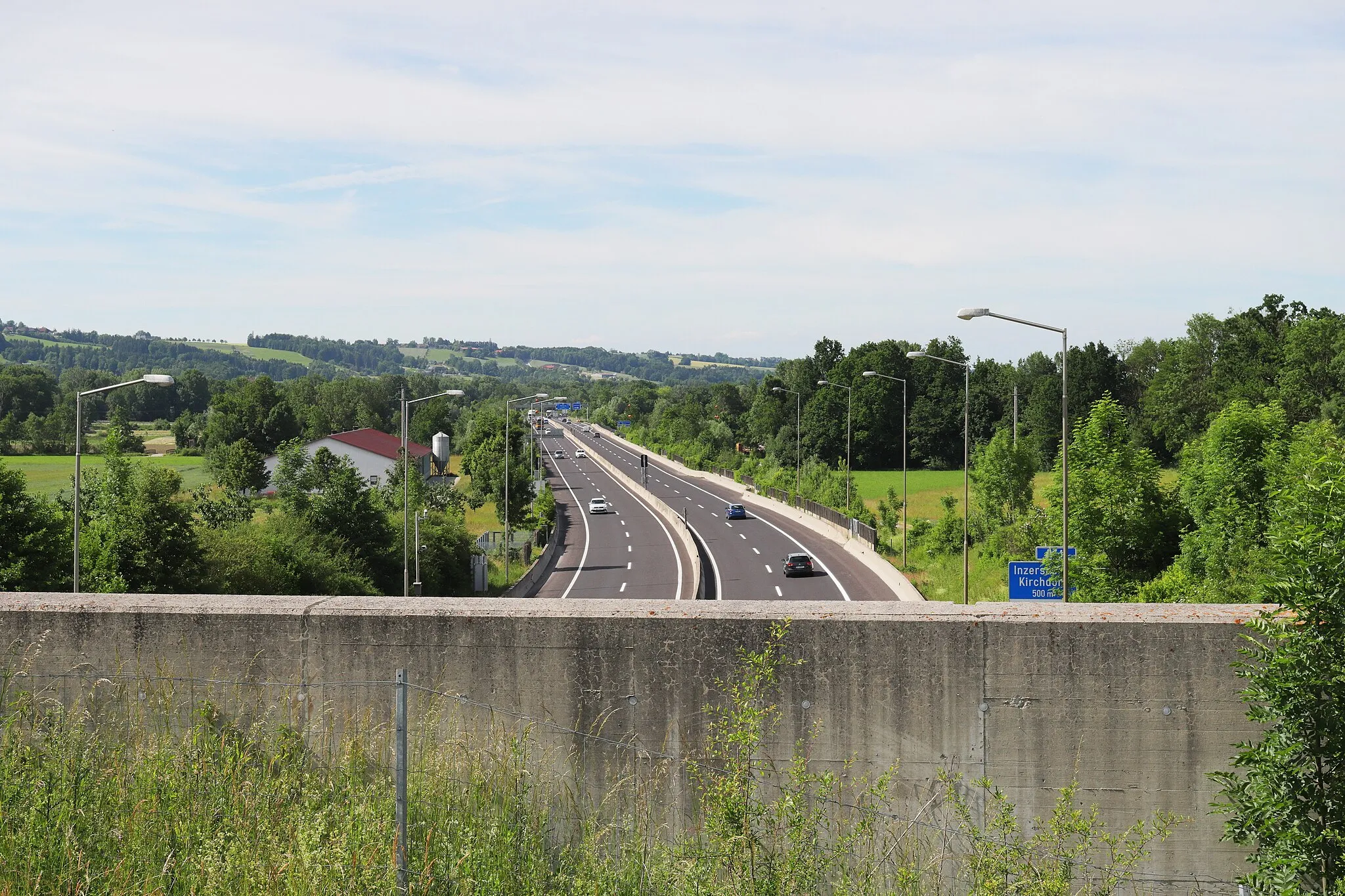 Photo showing: Die Pyhrnautobahn A 9 in Schlierbach. Blick vom nördlichen Portal des Trettertunnels