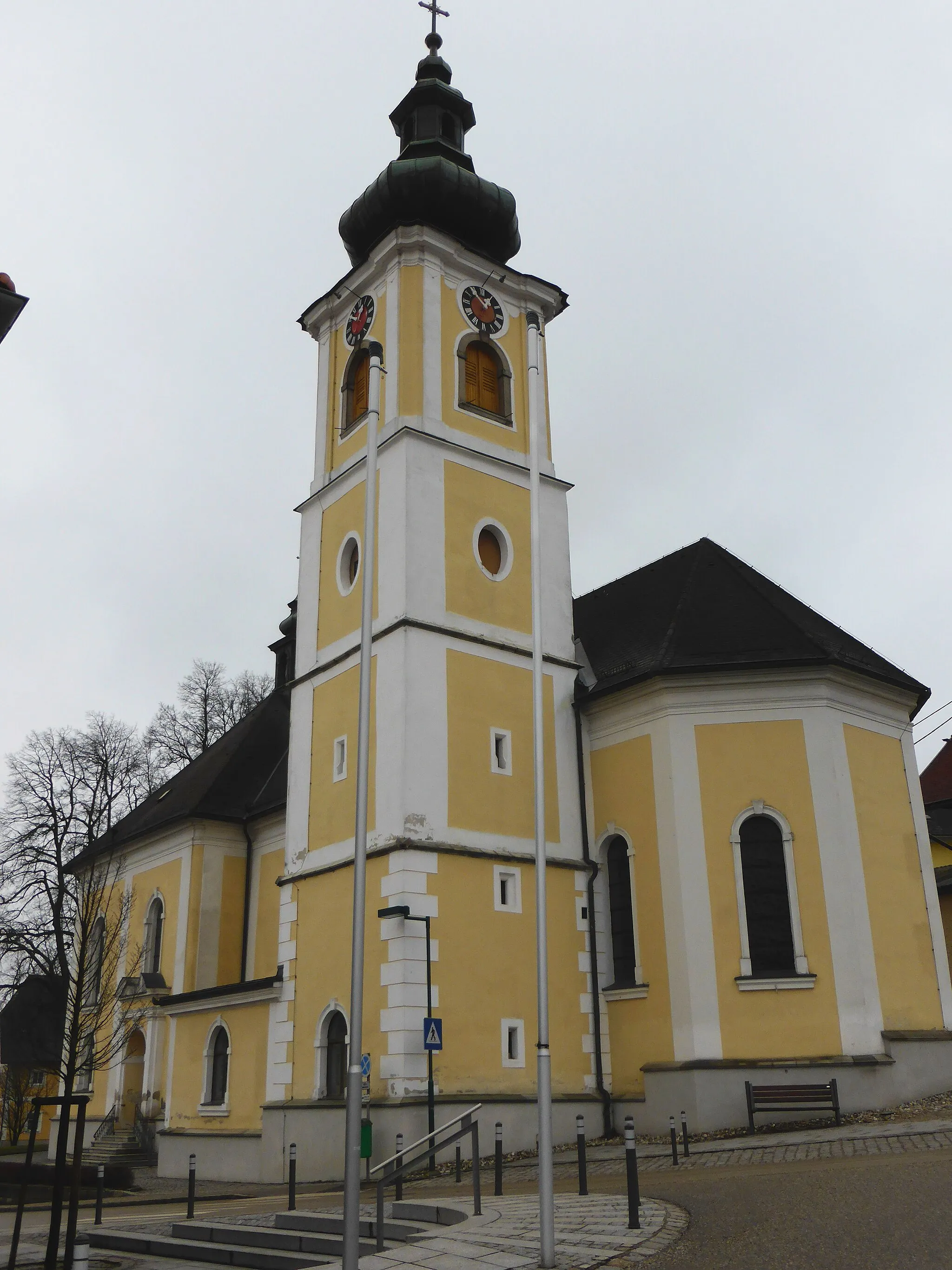 Photo showing: Kath. Pfarrkirche hl. Agatha