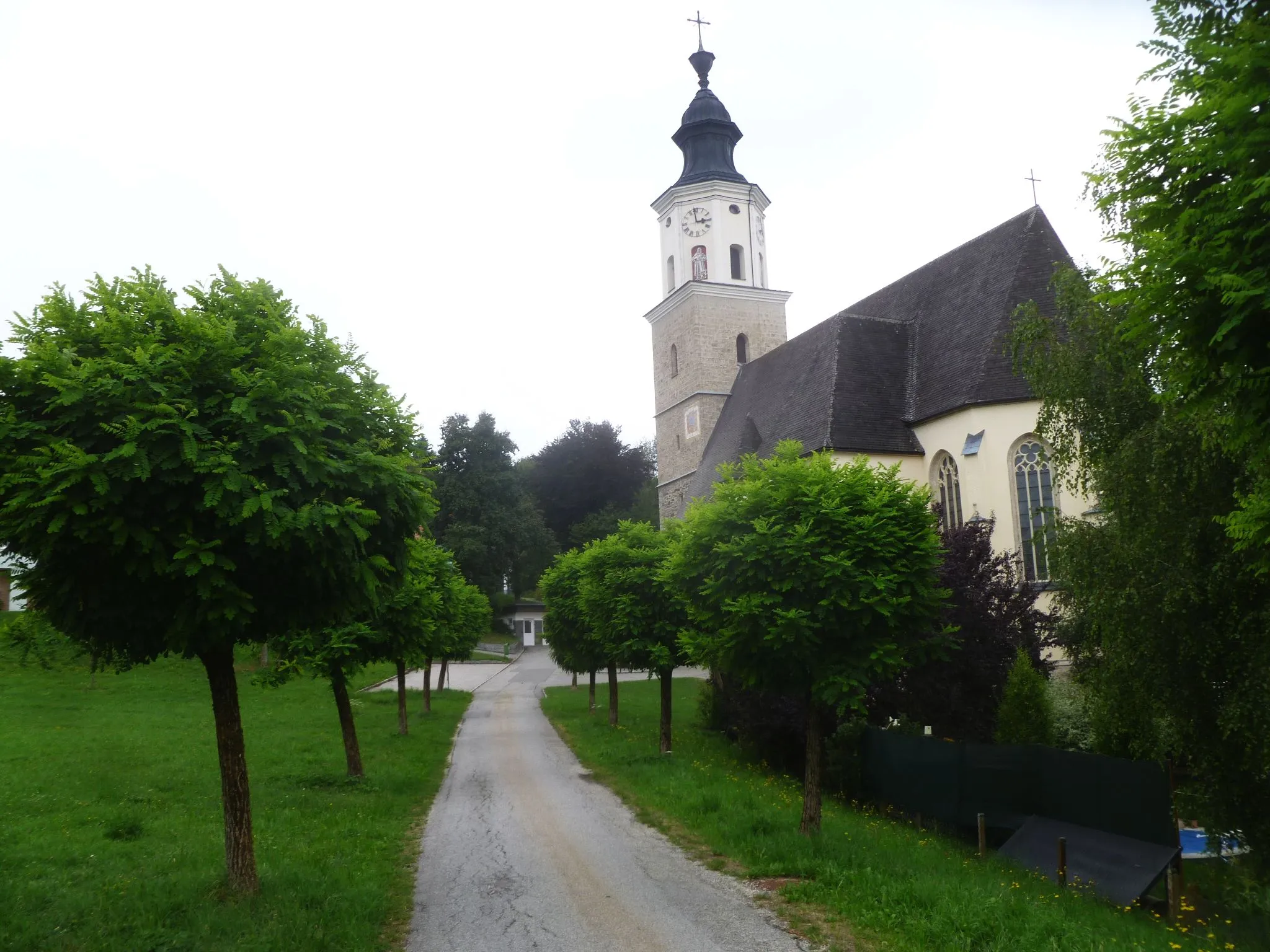 Photo showing: Kath. Pfarrkirche hll. Simon u. Judas