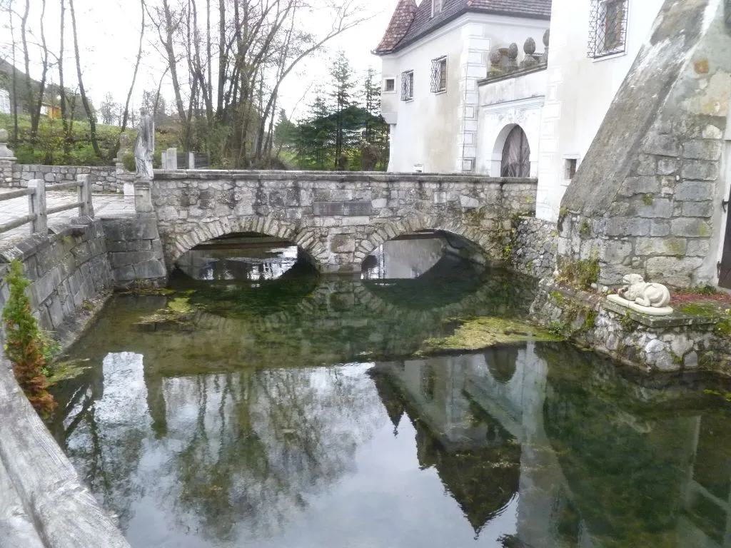 Photo showing: Schloss_Hueb Brücke