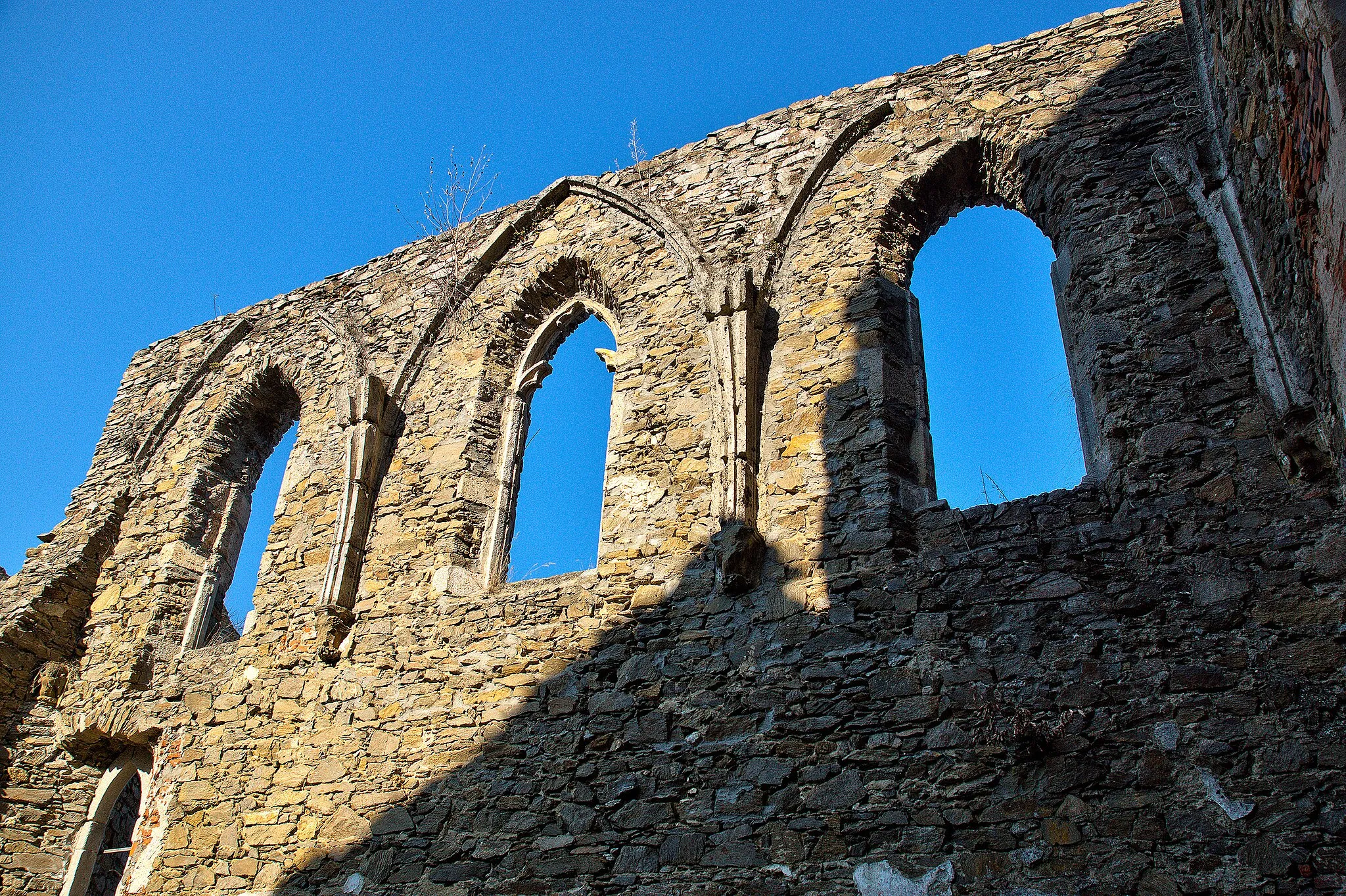 Photo showing: Burgruine Schaunberg. Die gotischen Reste der Kapelle.