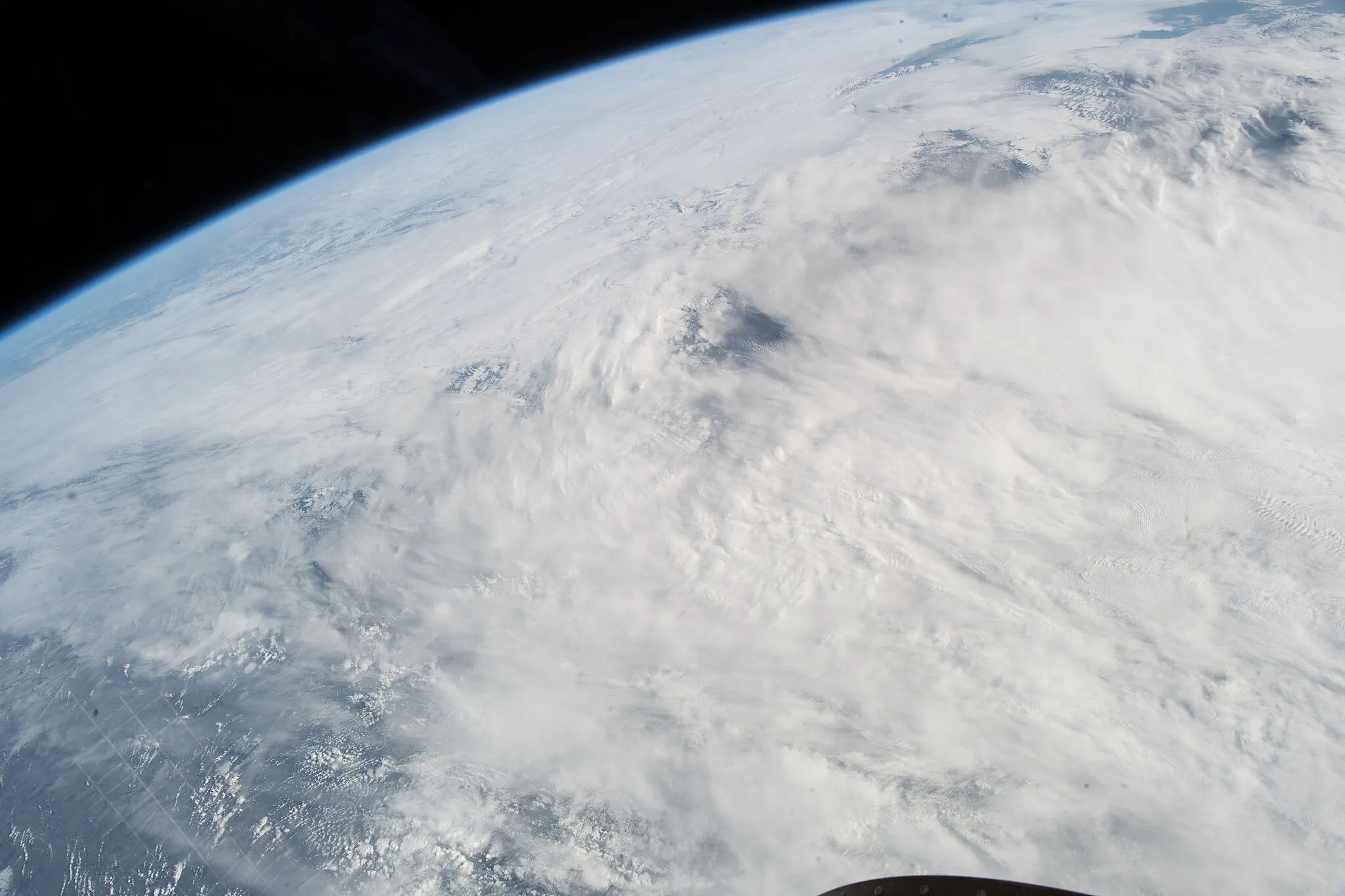 Photo showing: View of Earth taken during ISS Expedition 54.