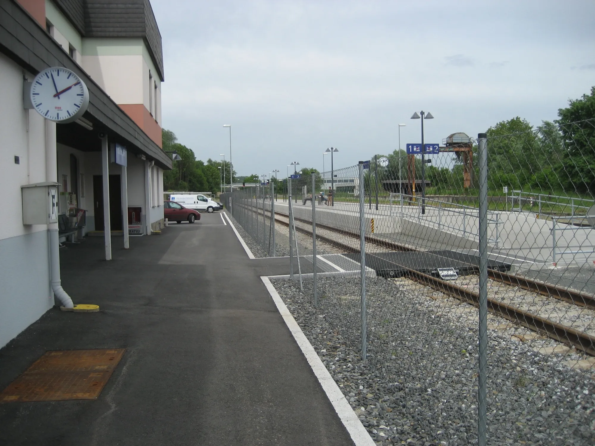 Photo showing: Mauthausen train station in Upper Austria