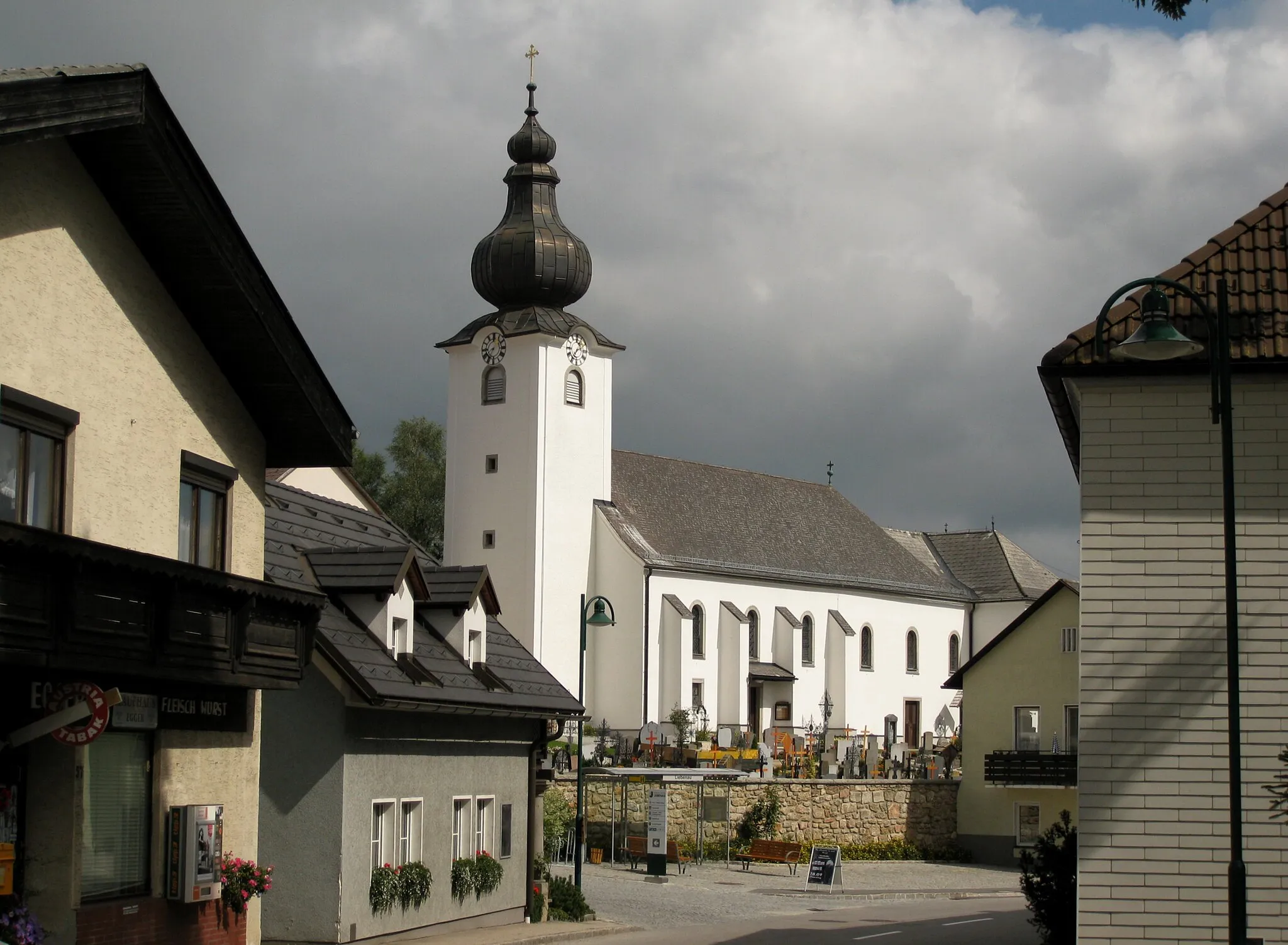 Photo showing: Kath. Pfarrkirche hl. Josef