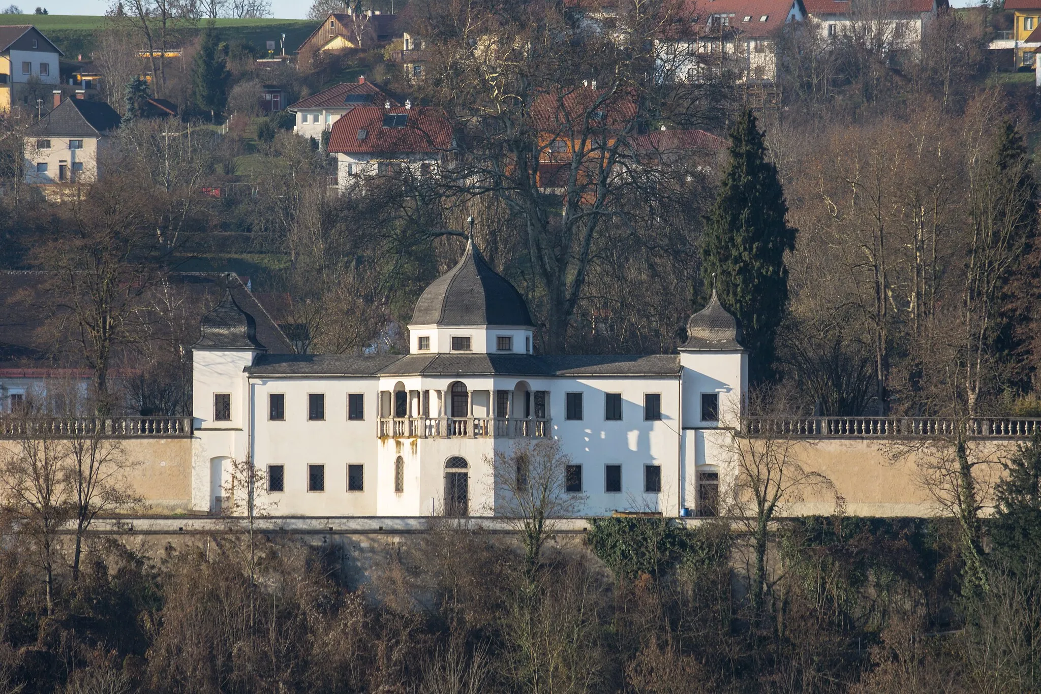Photo showing: Die sogenannte Moschee des Stifts Kremsmünster wurde in den Jahren 1640 bis 1642 errichtet.