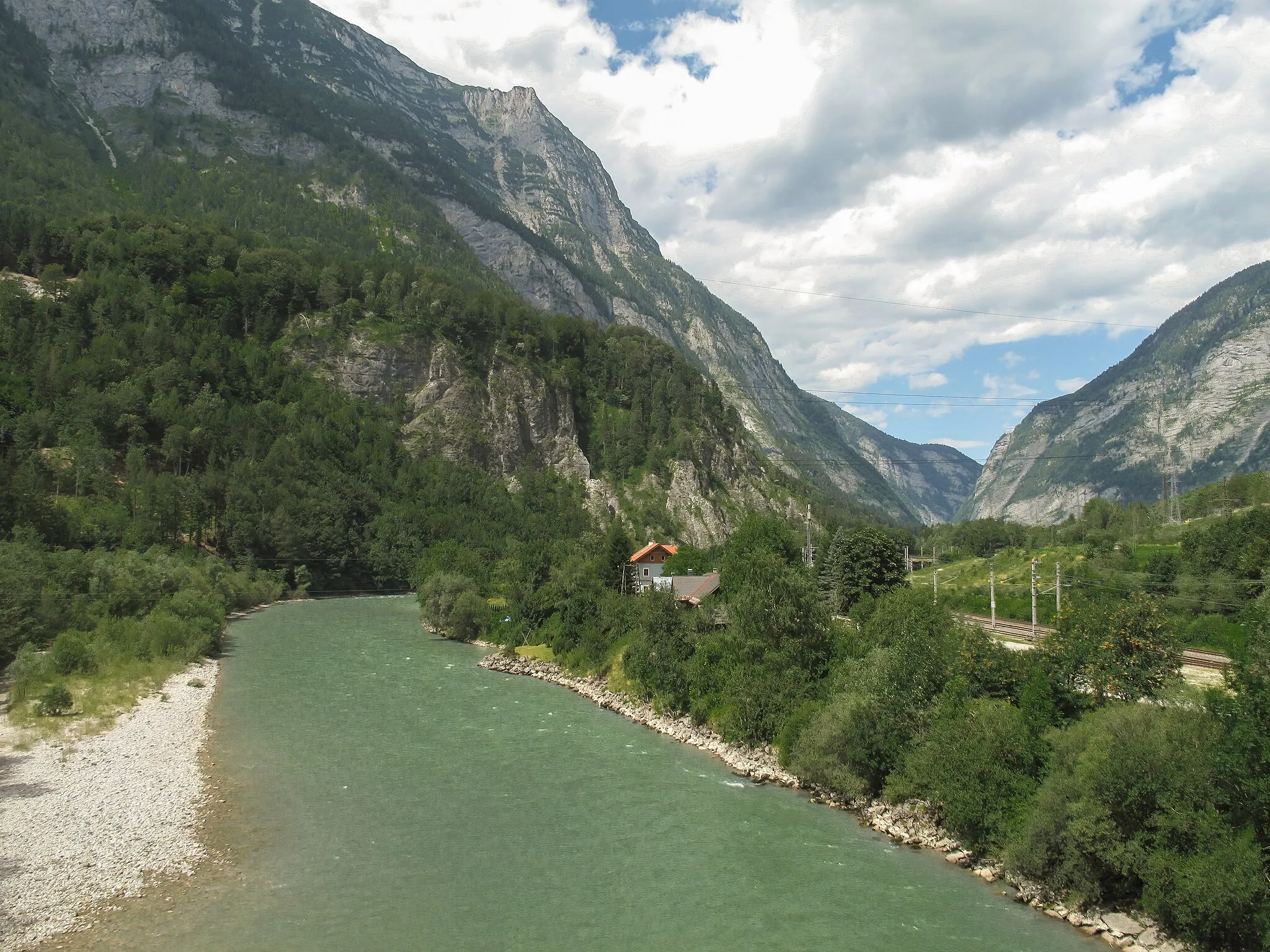 Photo showing: Between Tenneck and Pass Lueg, Salzach in panorama