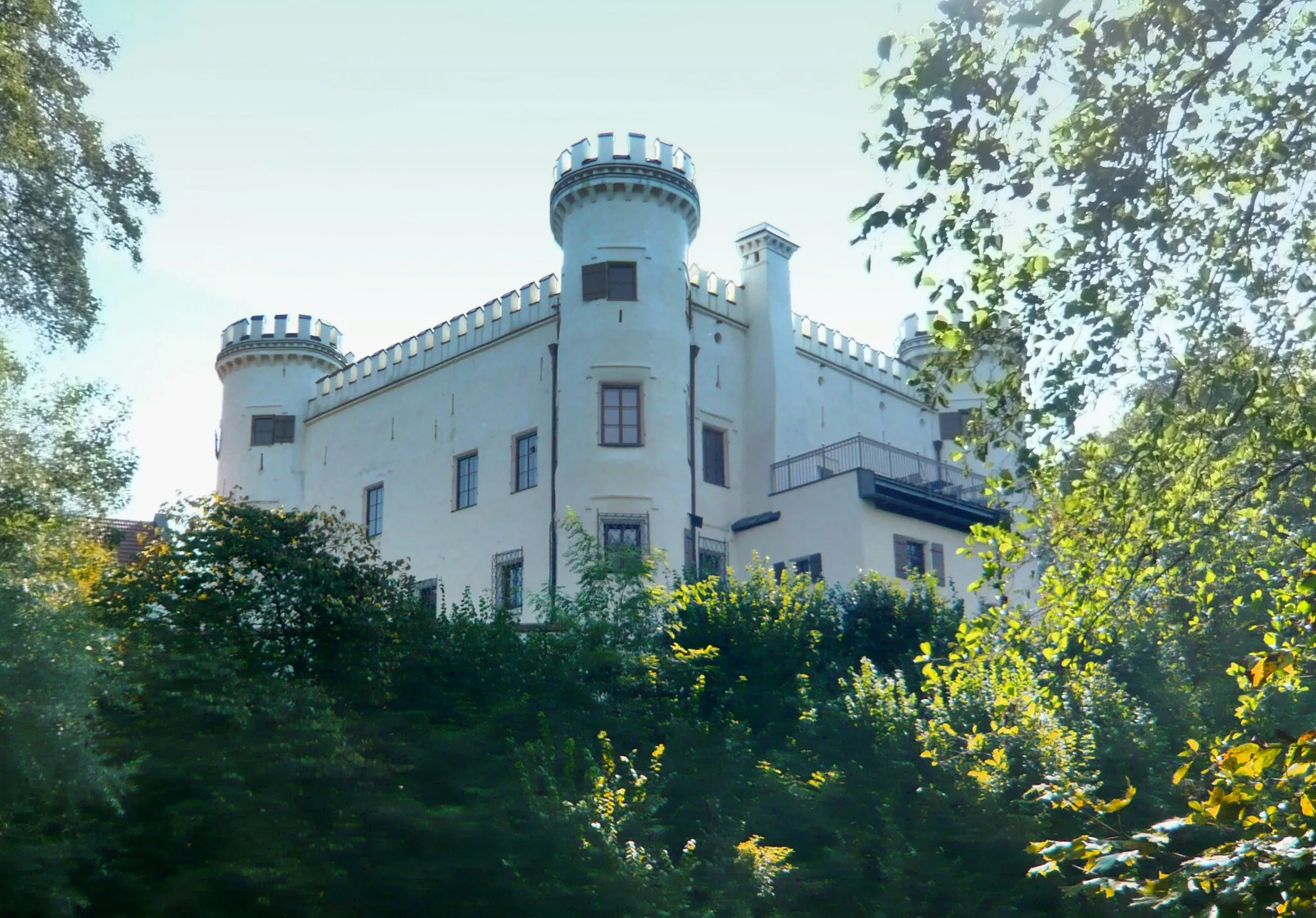 Photo showing: View to the Marzoll castle near Bad Reichenhall in Bavaria, Germany