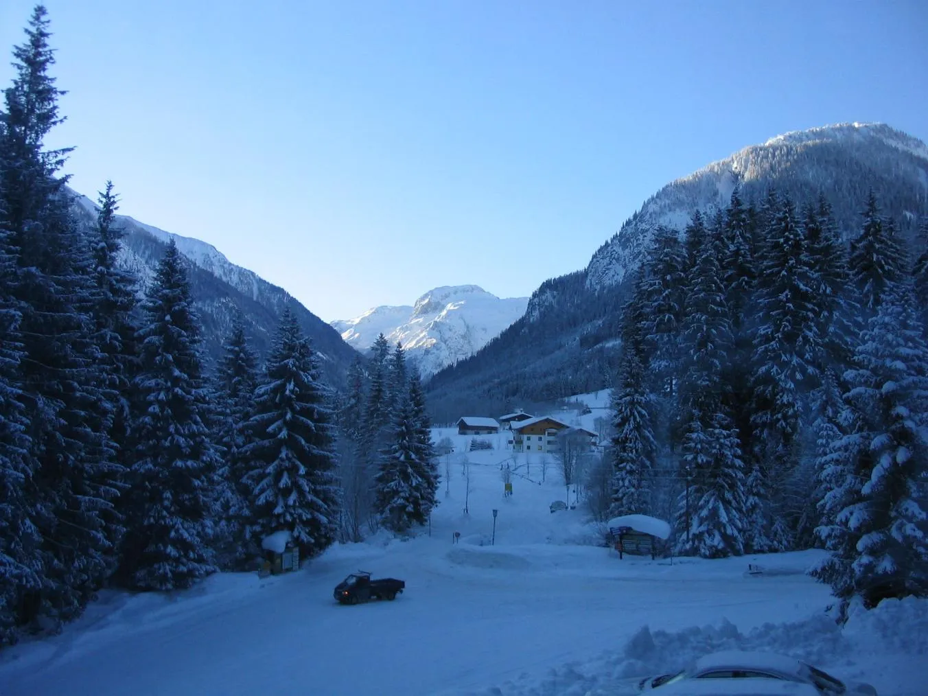 Photo showing: Flachauwinkl at dawn with view to the south