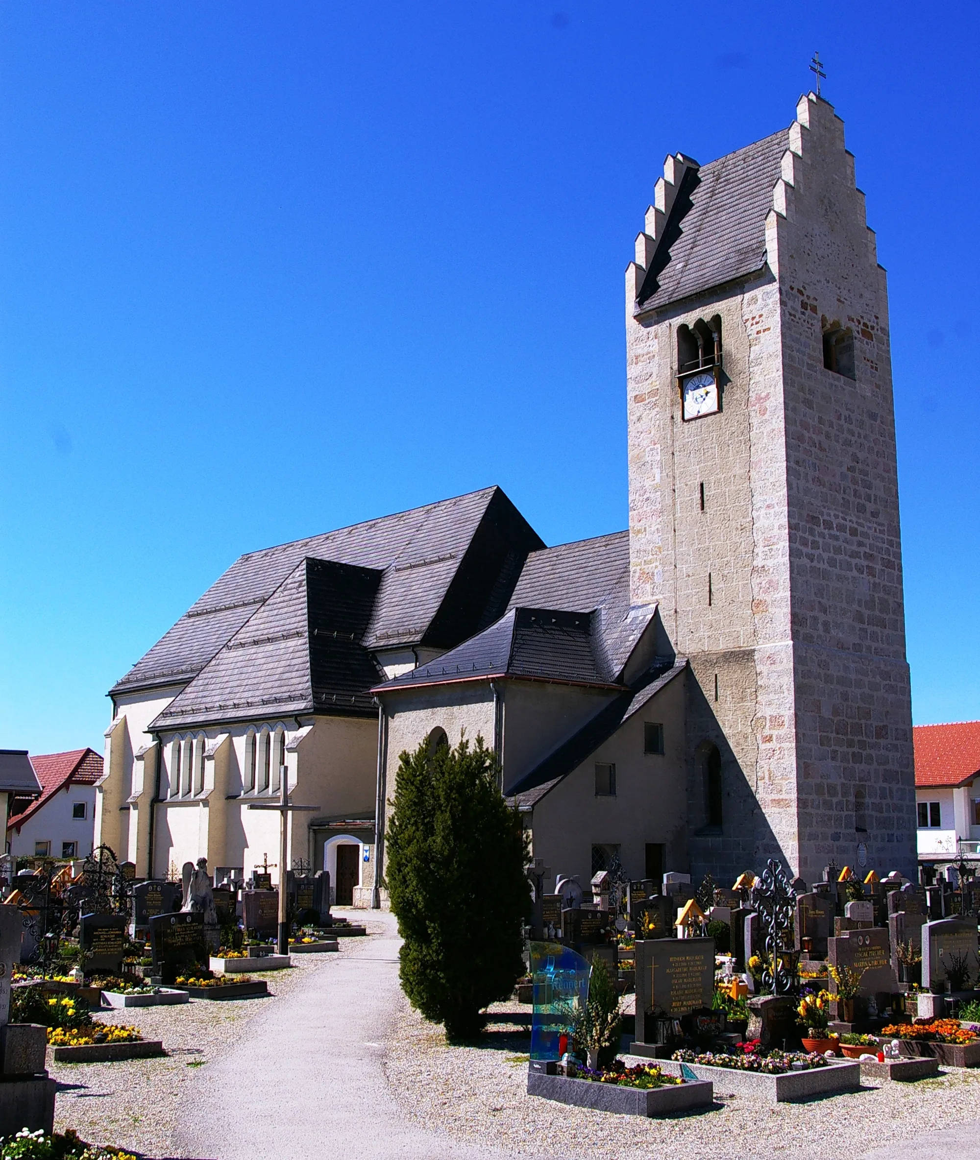 Photo showing: parish church Lamprechtshausen, Salzburg Austria