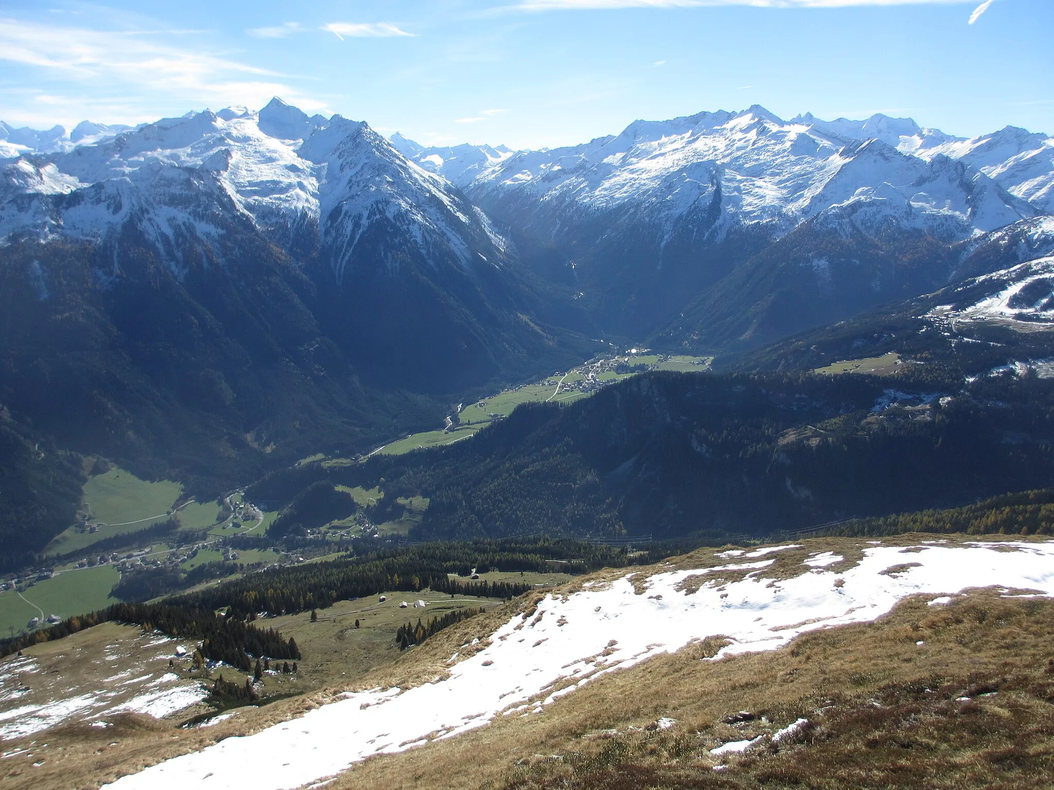 Photo showing: Krimml, view from Gernkogel Mountain, Wald im Pinzgau