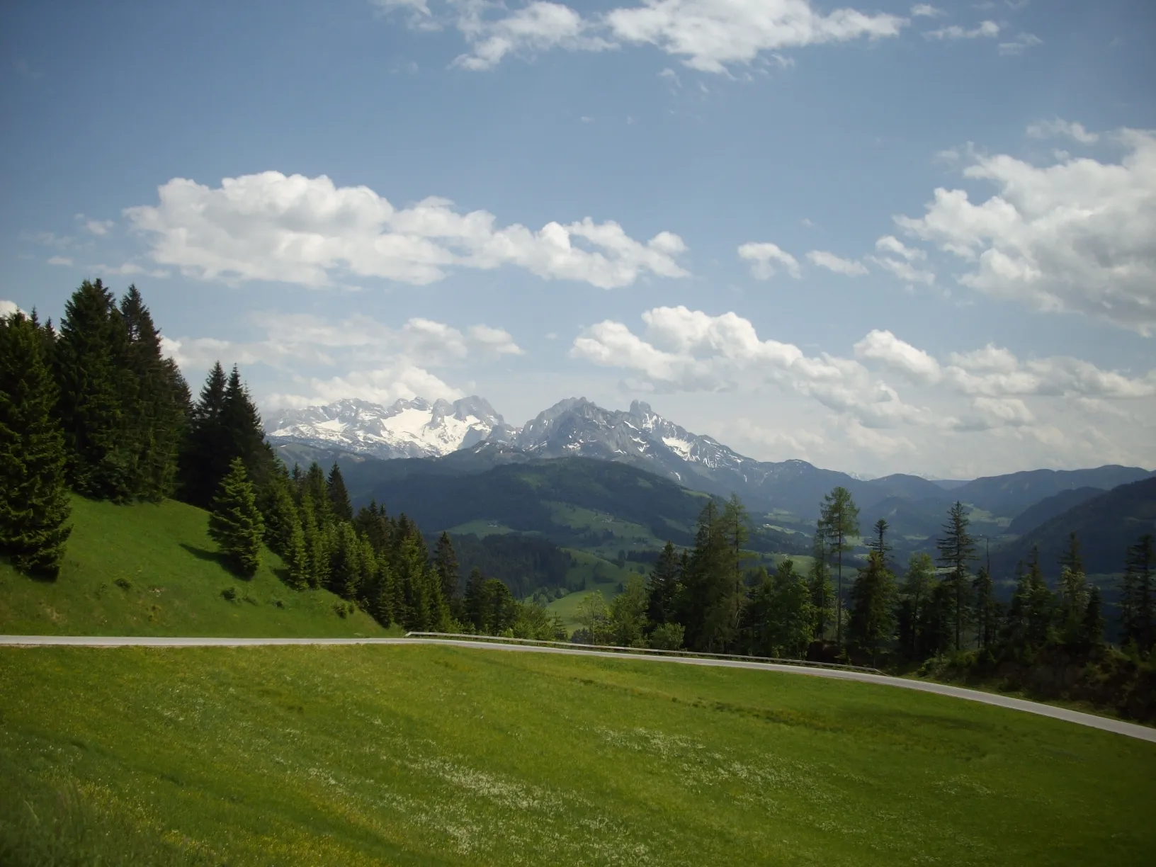 Photo showing: Blick zum Dachstein