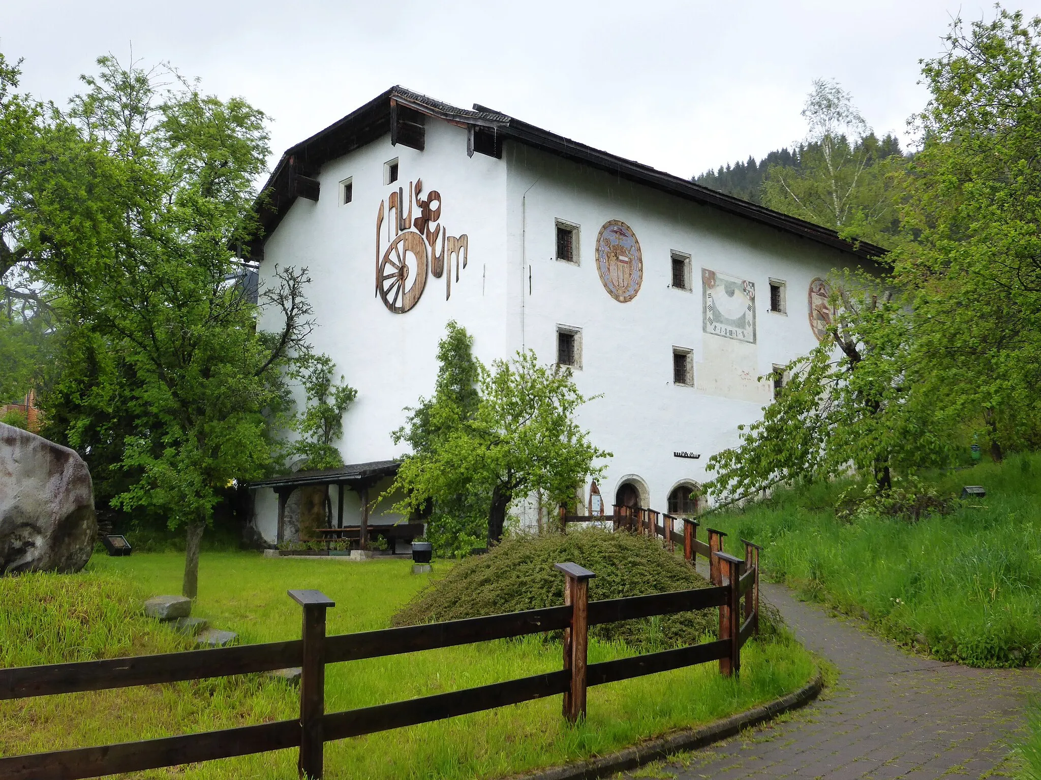 Photo showing: Fürstenkasten; Tauernstraßenmuseum