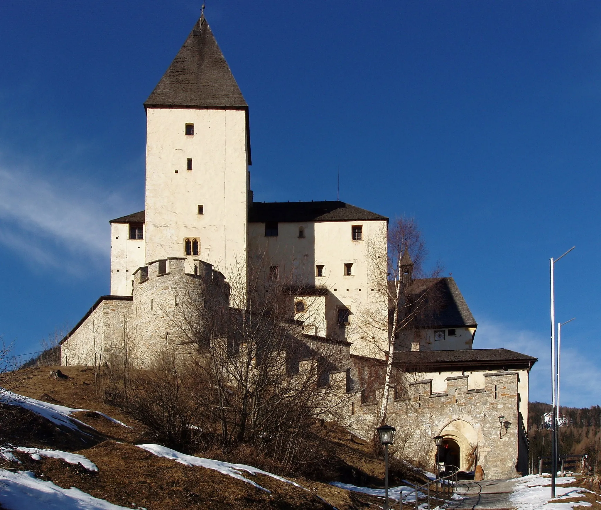 Photo showing: Mauterndorf castle (state of Salzburg, Austria)