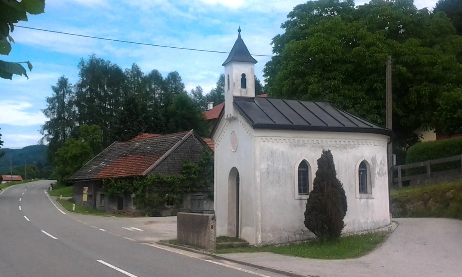 Photo showing: Mariahilf-Kapelle in Kroisbach, Gemeinde Nußdorf am Haunsberg, Land Salzburg