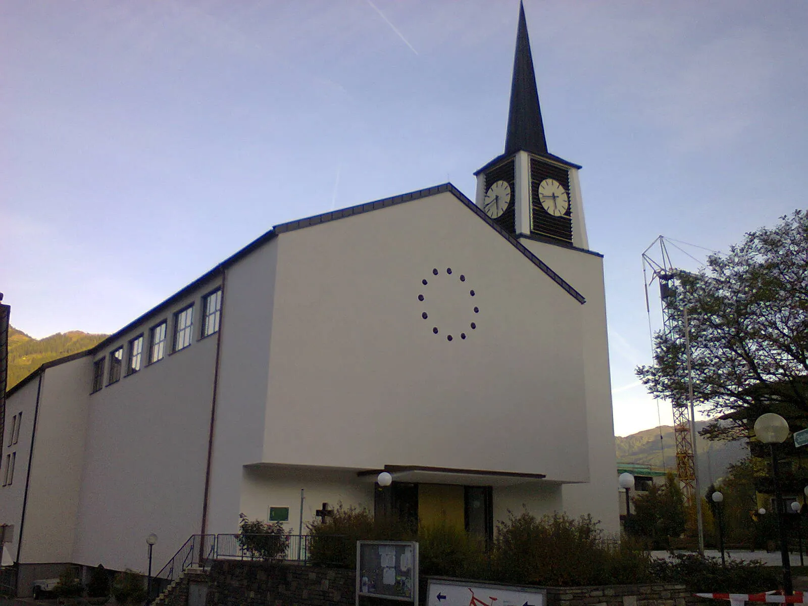 Photo showing: Pius X church Schüttdorf