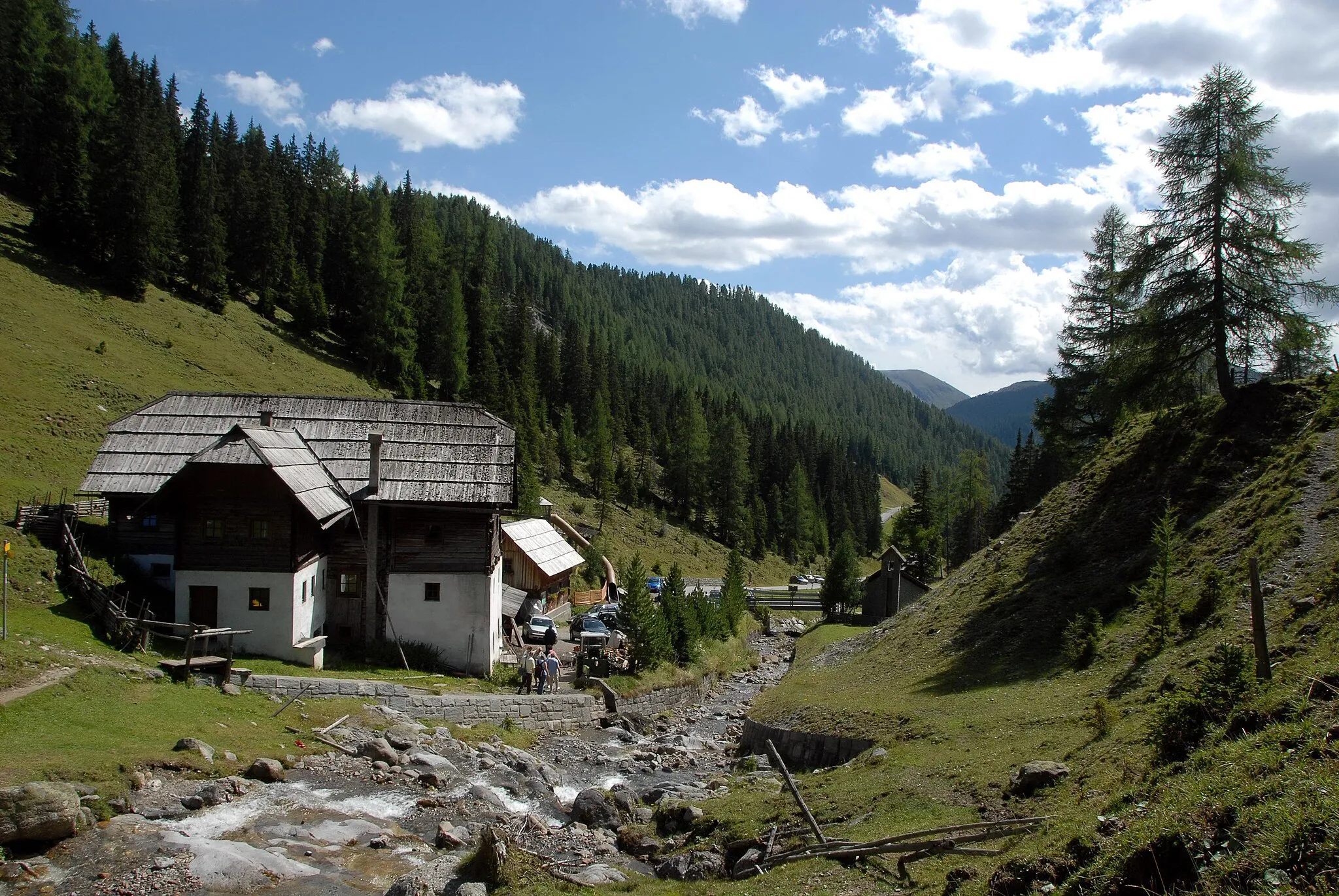 Photo showing: Karlbad, old natural bath in the national park Nockberge, Northern Carinthia, Austria