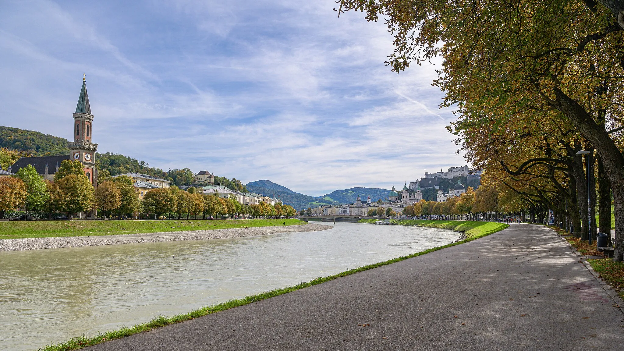 Photo showing: Kaipromenade Franz-Josef-Kai, Salzburg