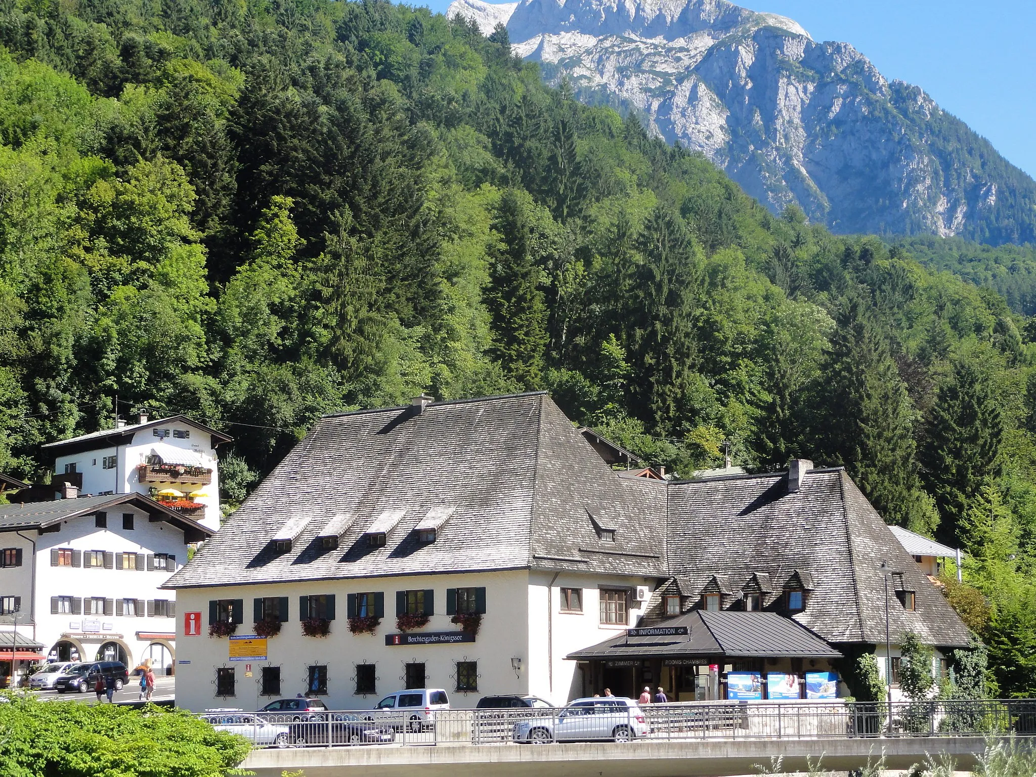 Photo showing: Fremdenverkehrsbüro/Kurdirektion Zweckverband Tourismusregion Berchtesgaden-Königssee