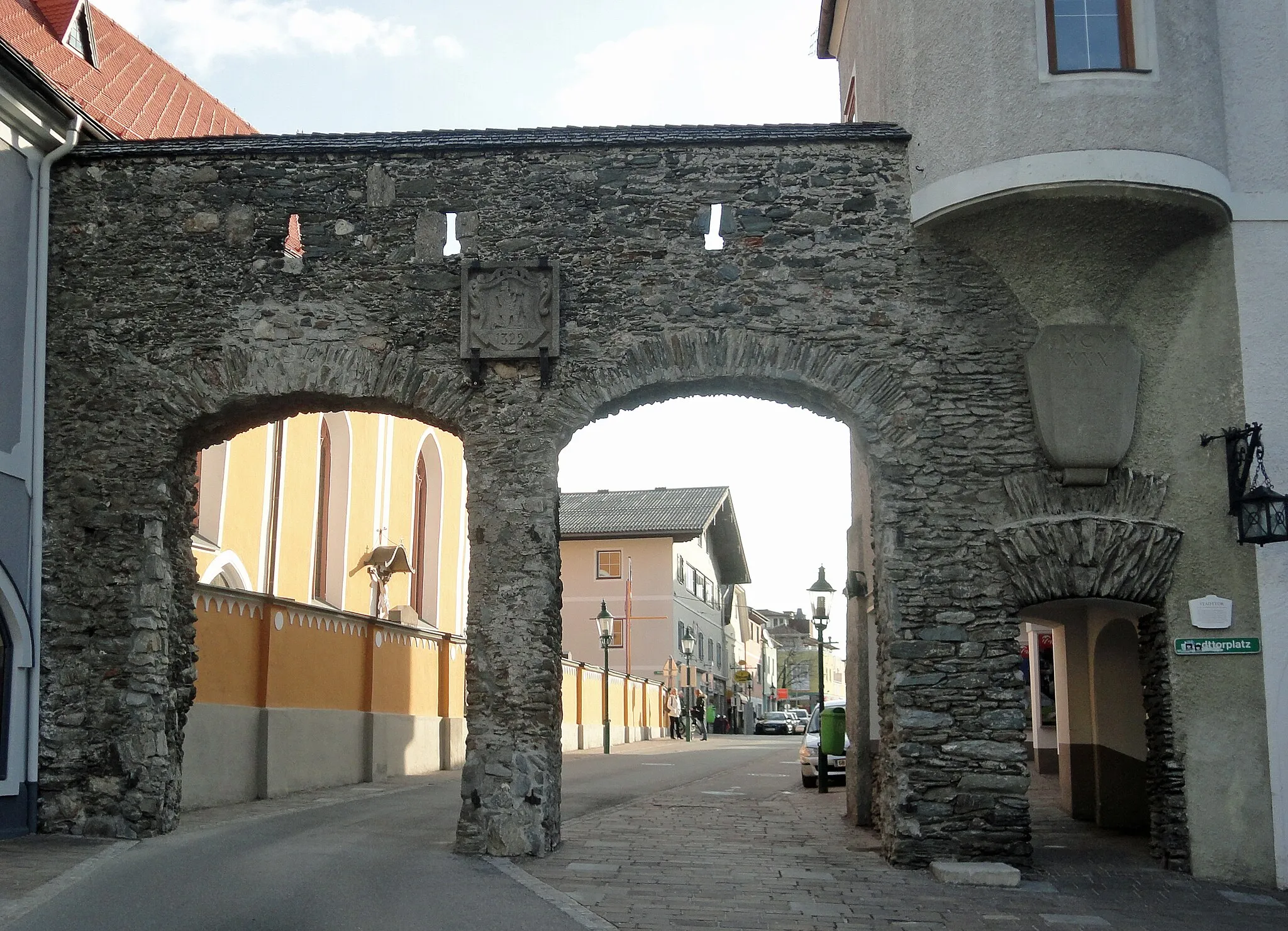 Photo showing: Denkmalgeschütztes Schladminger Stadttor.