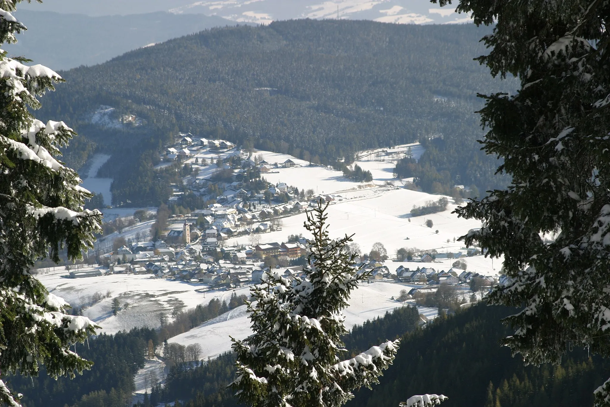 Photo showing: Fischbach vom Teufelstein aus gesehen