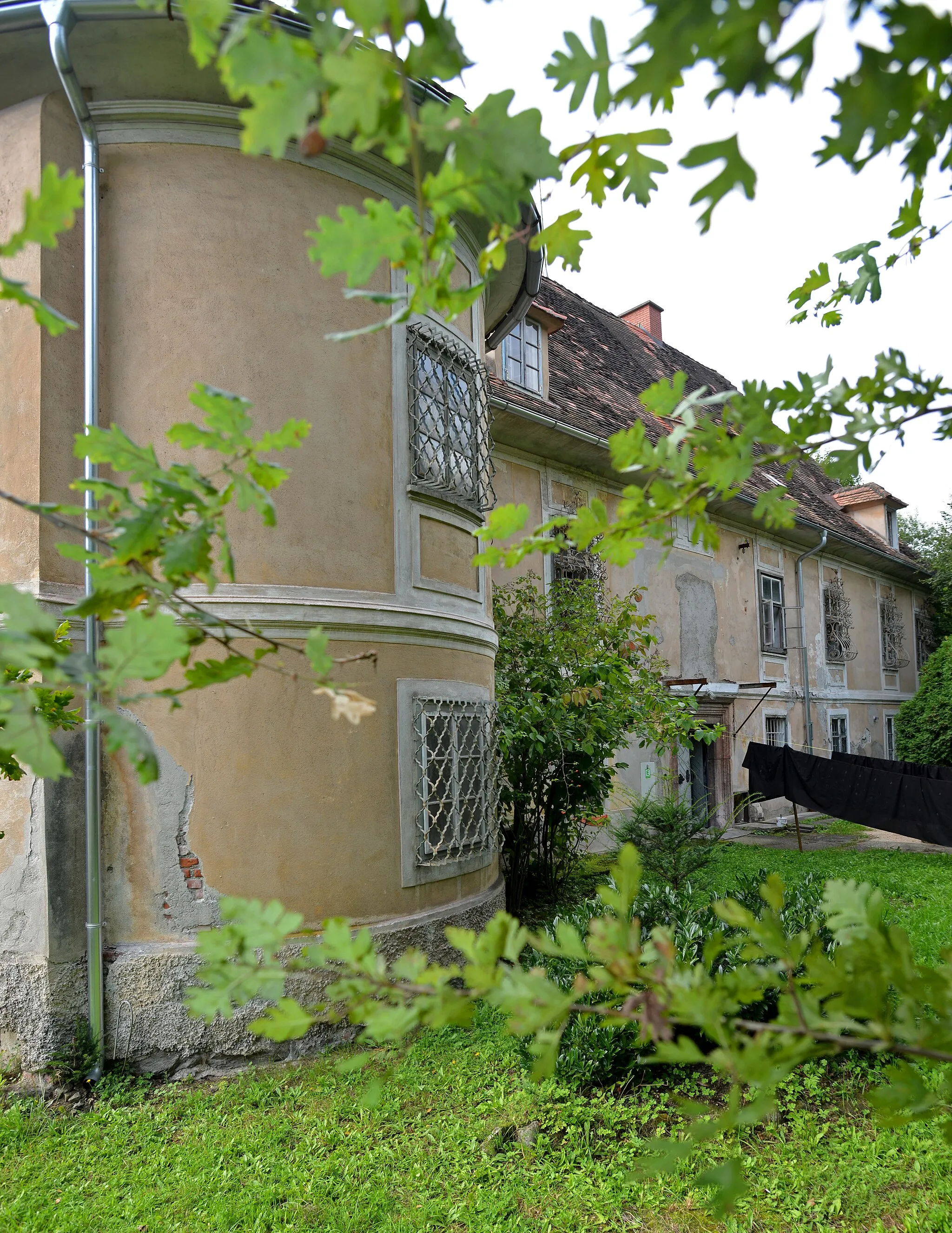 Photo showing: Herrenhaus-Anlage Talhof