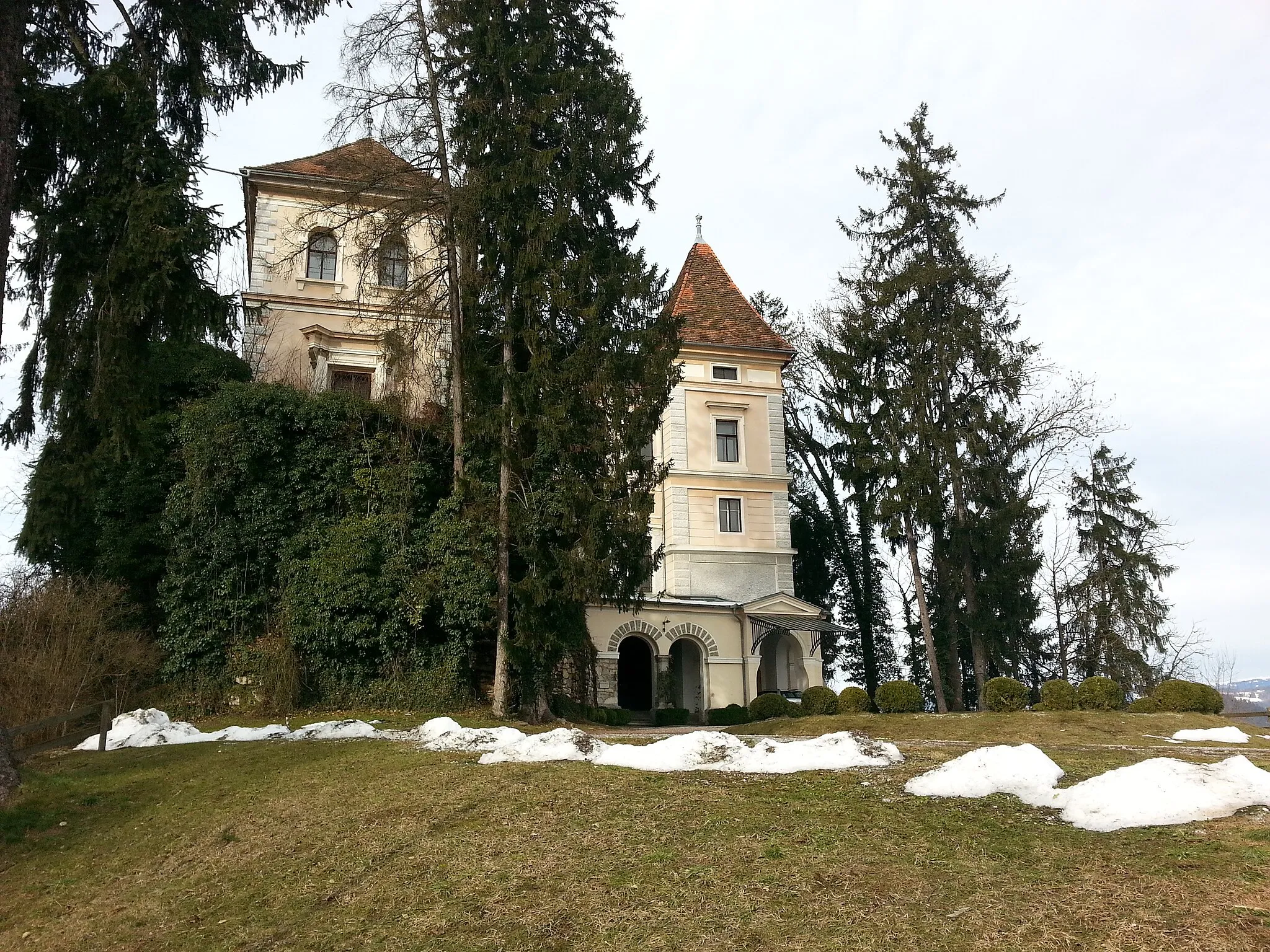 Photo showing: The Schloss Greißengg in Voitsberg, Styria, Austria