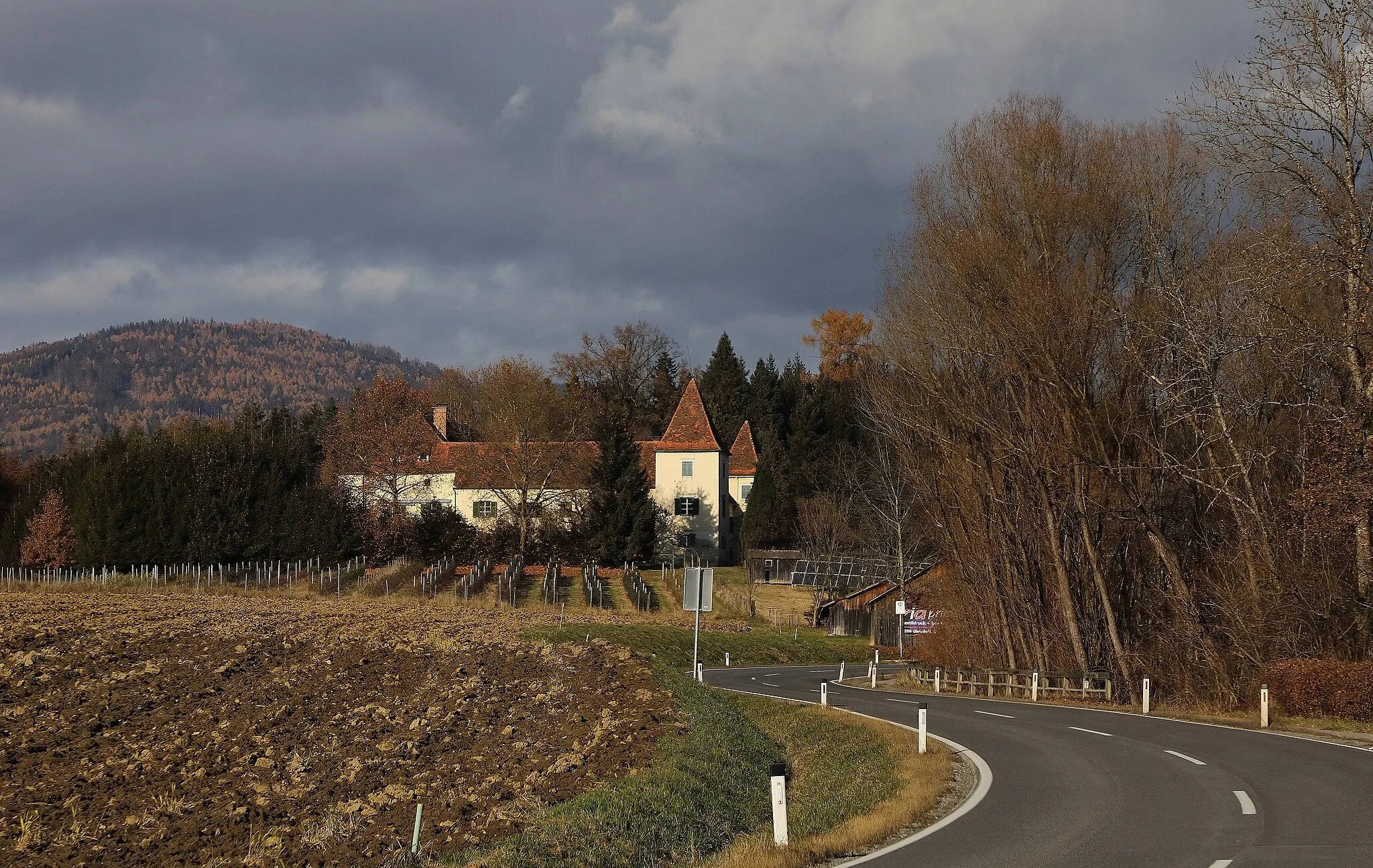 Photo showing: Schloss Münichhofen bei Etzersdorf, Bezirk Weiz, Steiermark