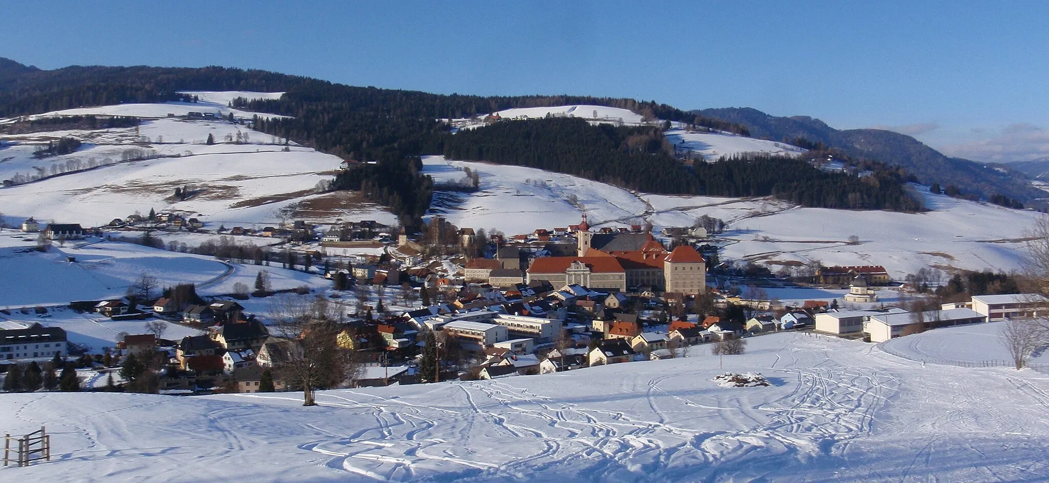 Photo showing: St. Lambrecht mit Benediktinerstift im Winter