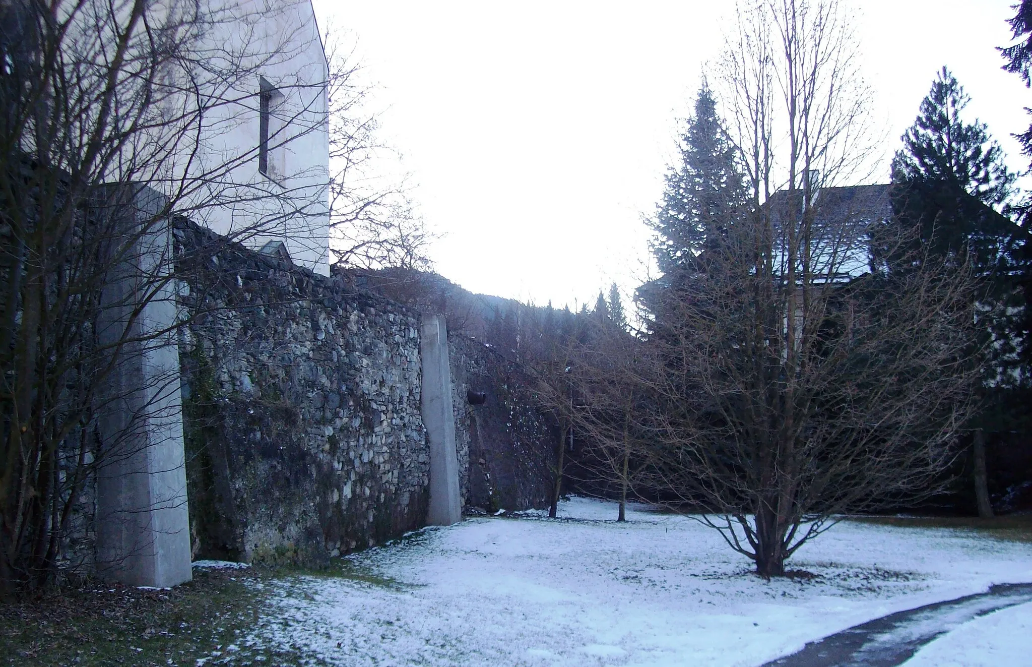 Photo showing: Umfriedung von Schloss Neu-Teufenbach, Teufenbach, Steiermark