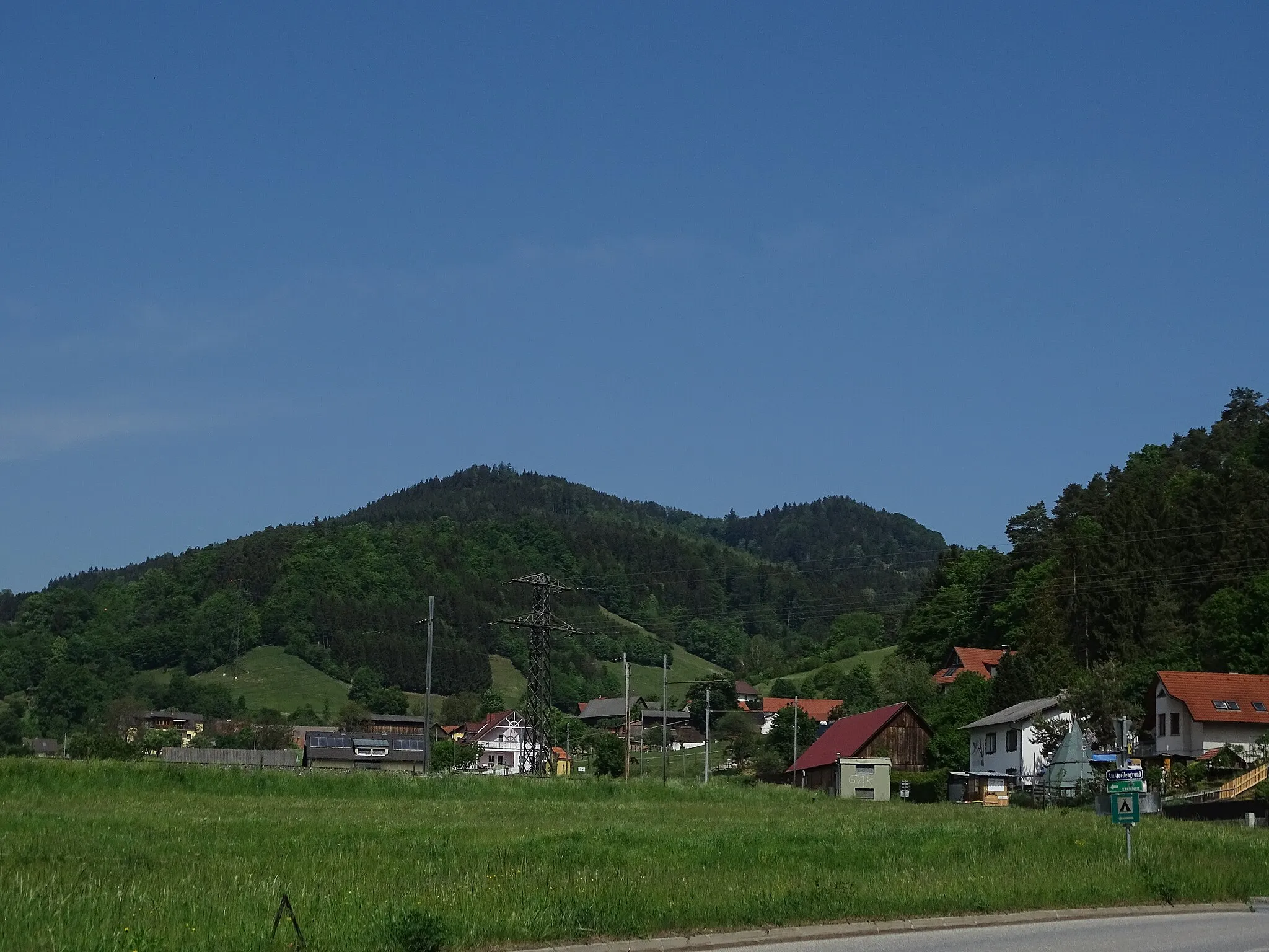 Photo showing: Blick von Südosten von Deutschfeistritz aus auf den Parmaseggkogel
