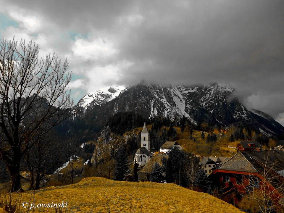 Photo showing: 500px provided description: Church Under The Grimming Austria [#Landscape ,#Church ,#Grimming]