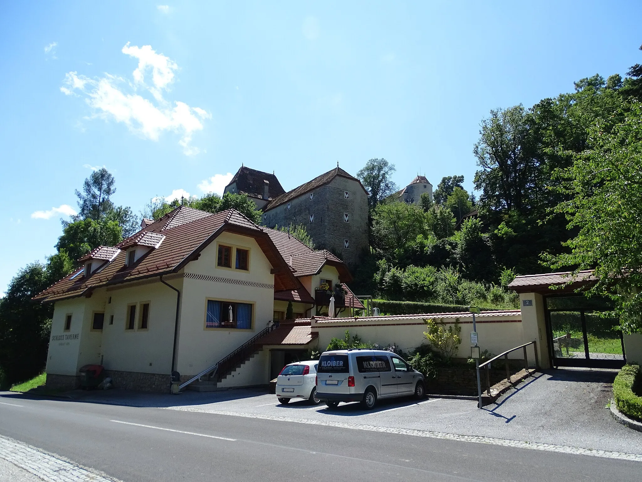 Photo showing: Blick auf die Gesamtanlage des Schlosses Plankenwarth in Sankt Oswald bei Plankenwarth